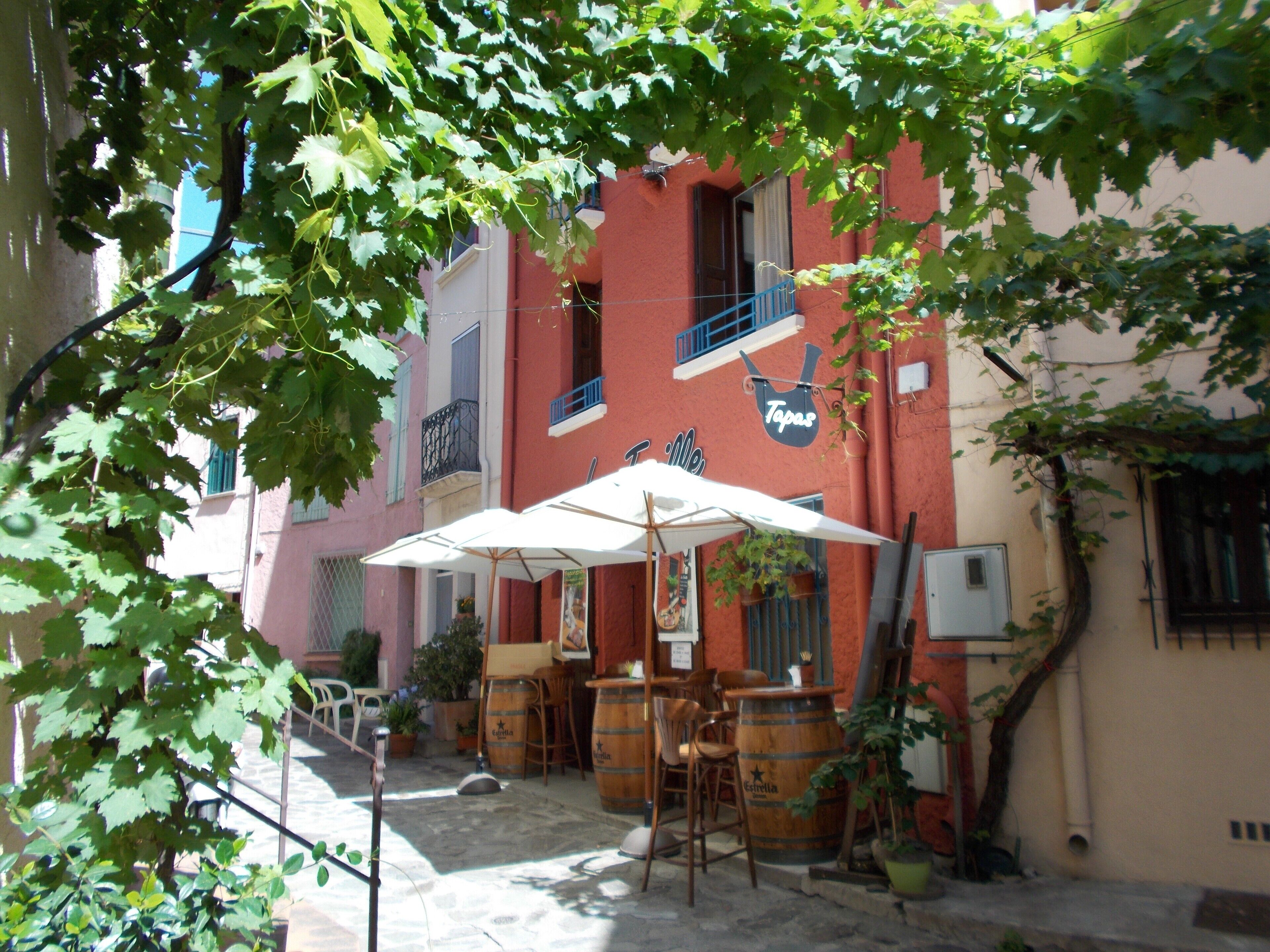 In the heart of the historic center, studio sleeping 2 in Collioure