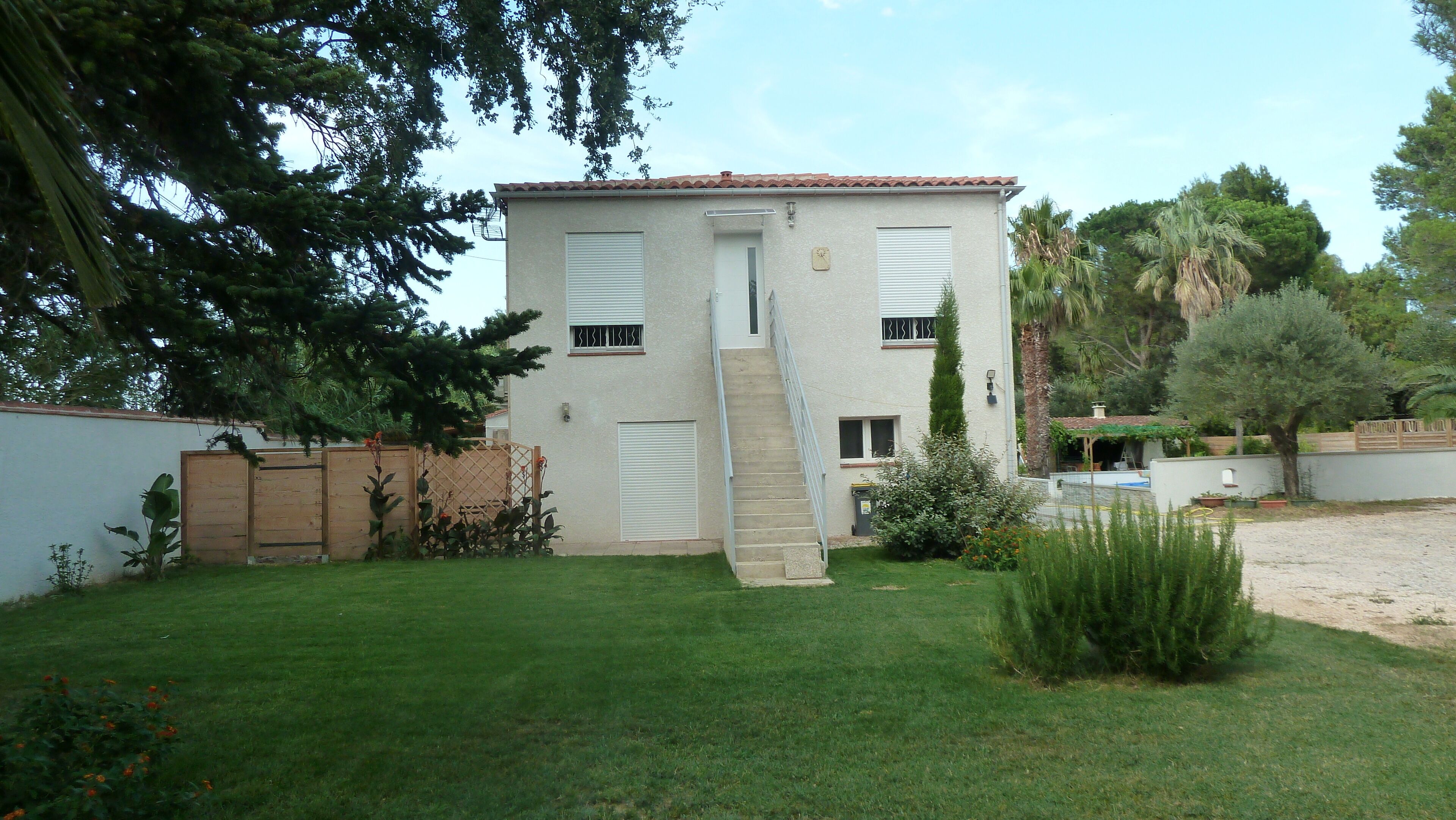 F3 4/5 people 38m2, all comfort, in private property closed air conditioning