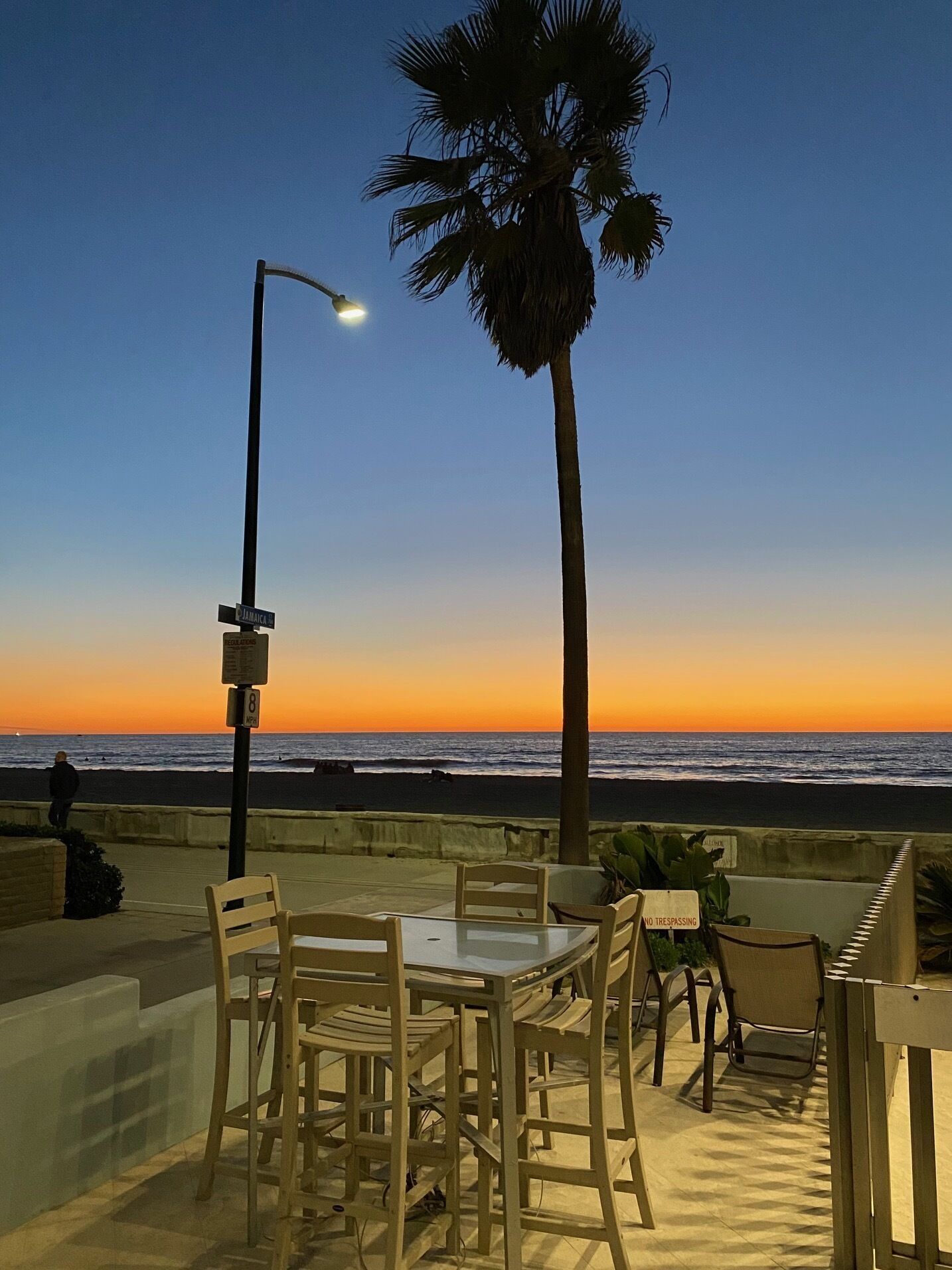 Ocean Front Condo On the Sand with Ocean View - Clean