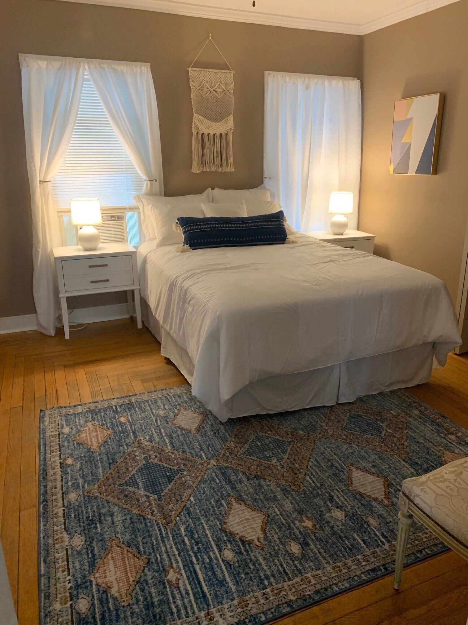 Perfect Saratoga Location - Charming One Bedroom Apartment