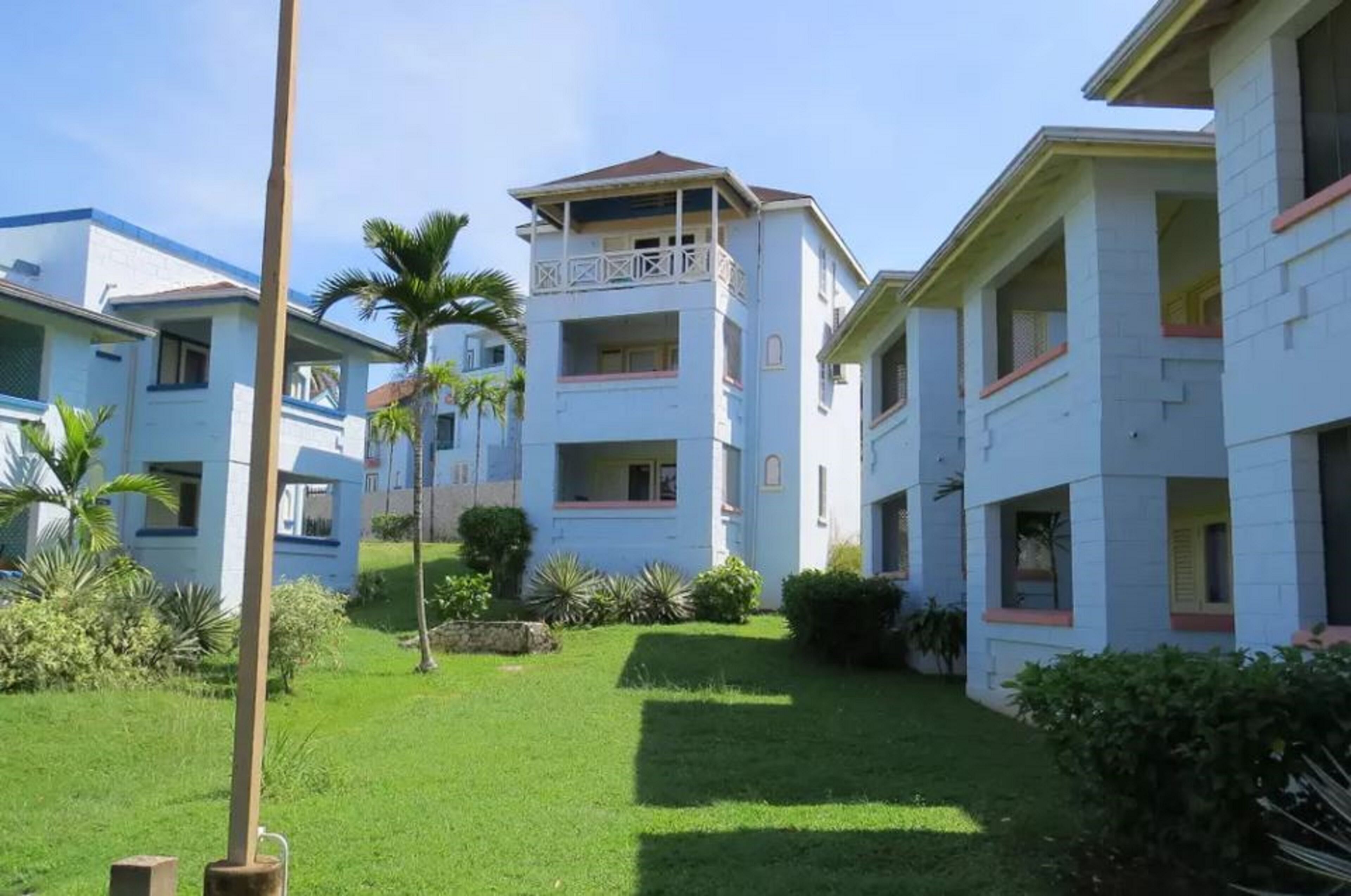 Sunset Villa Negril, Jamaica    Beautiful beach front 3 BR vacation property.