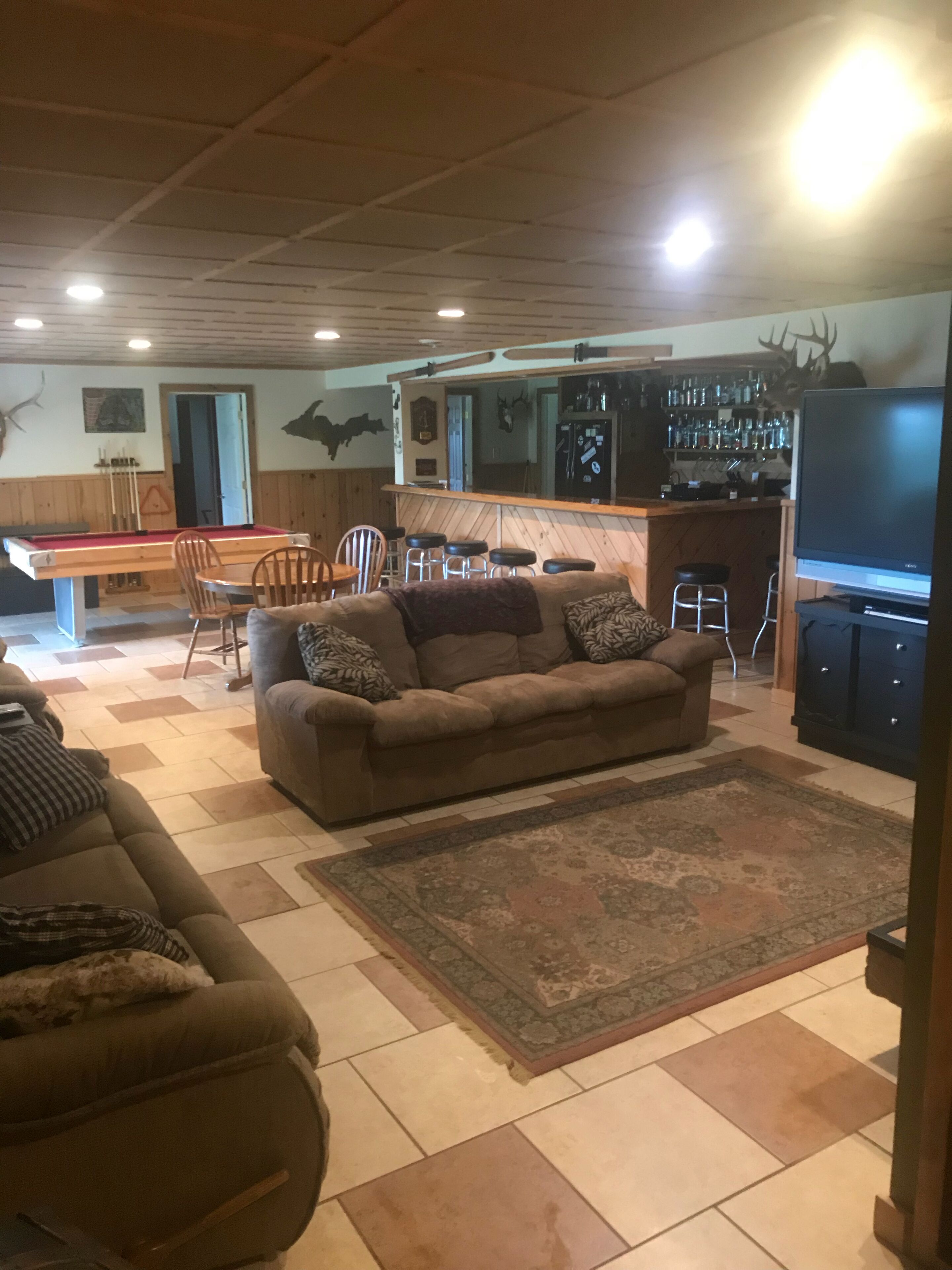 Spacious 3 bedroom for outdoor getaway,  gateway to western U.P. Adventures 