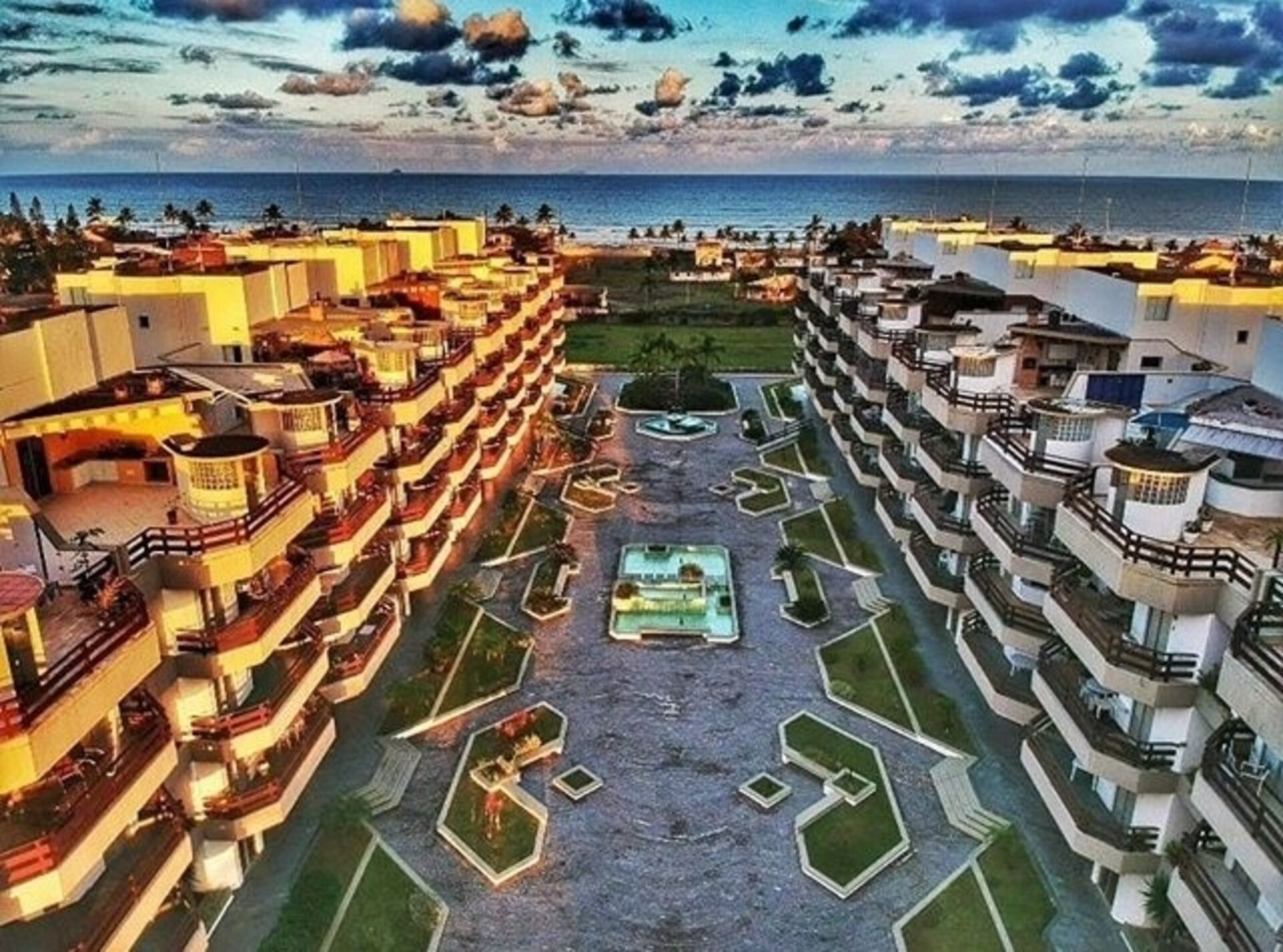 Dir. CLOSED SECURITY24H-250M FROM THE BEACH (TAKE LOW SEASON VALUES)