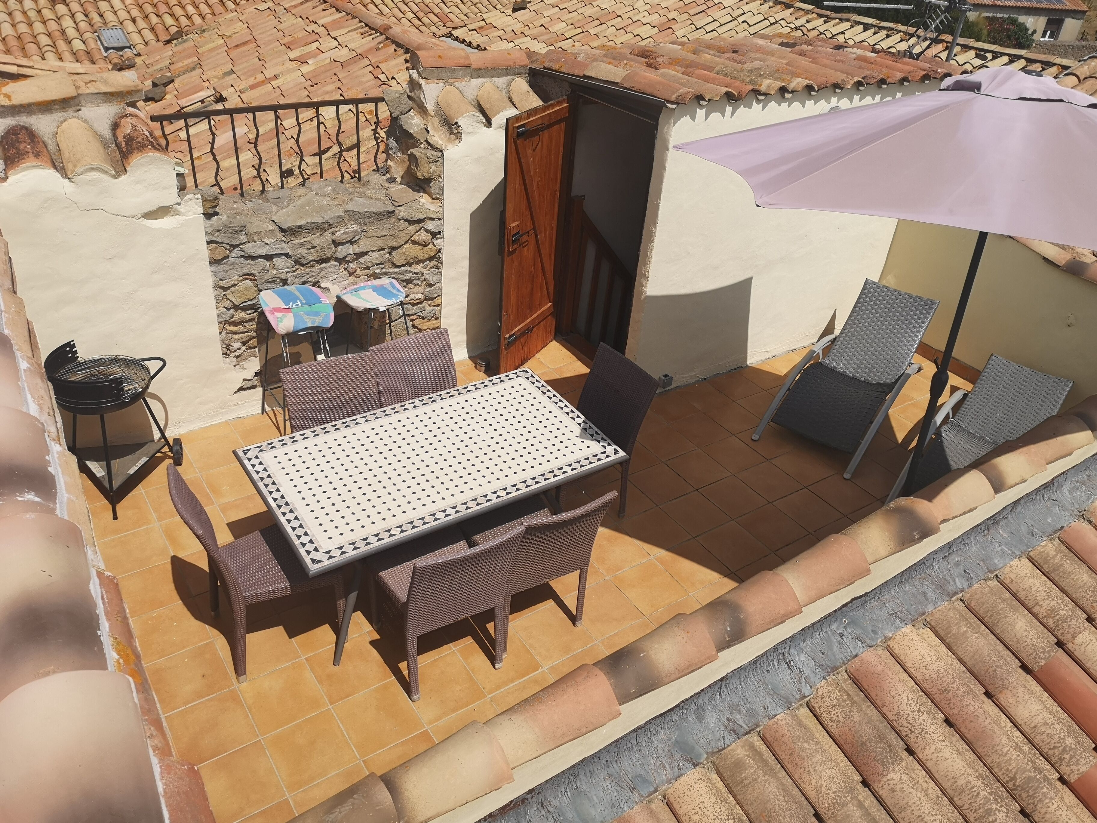 L'Appartment Deluxe,Games room, Wi-Fi, UKTV, Private roof terrace, spa Pool
