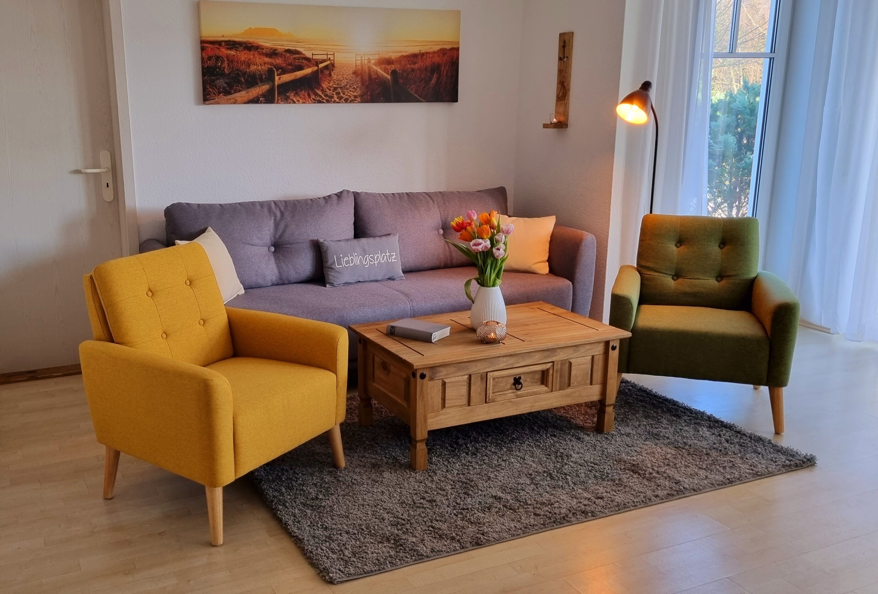 Bright and friendly, terrace with garden access, balcony, near the center and the beach