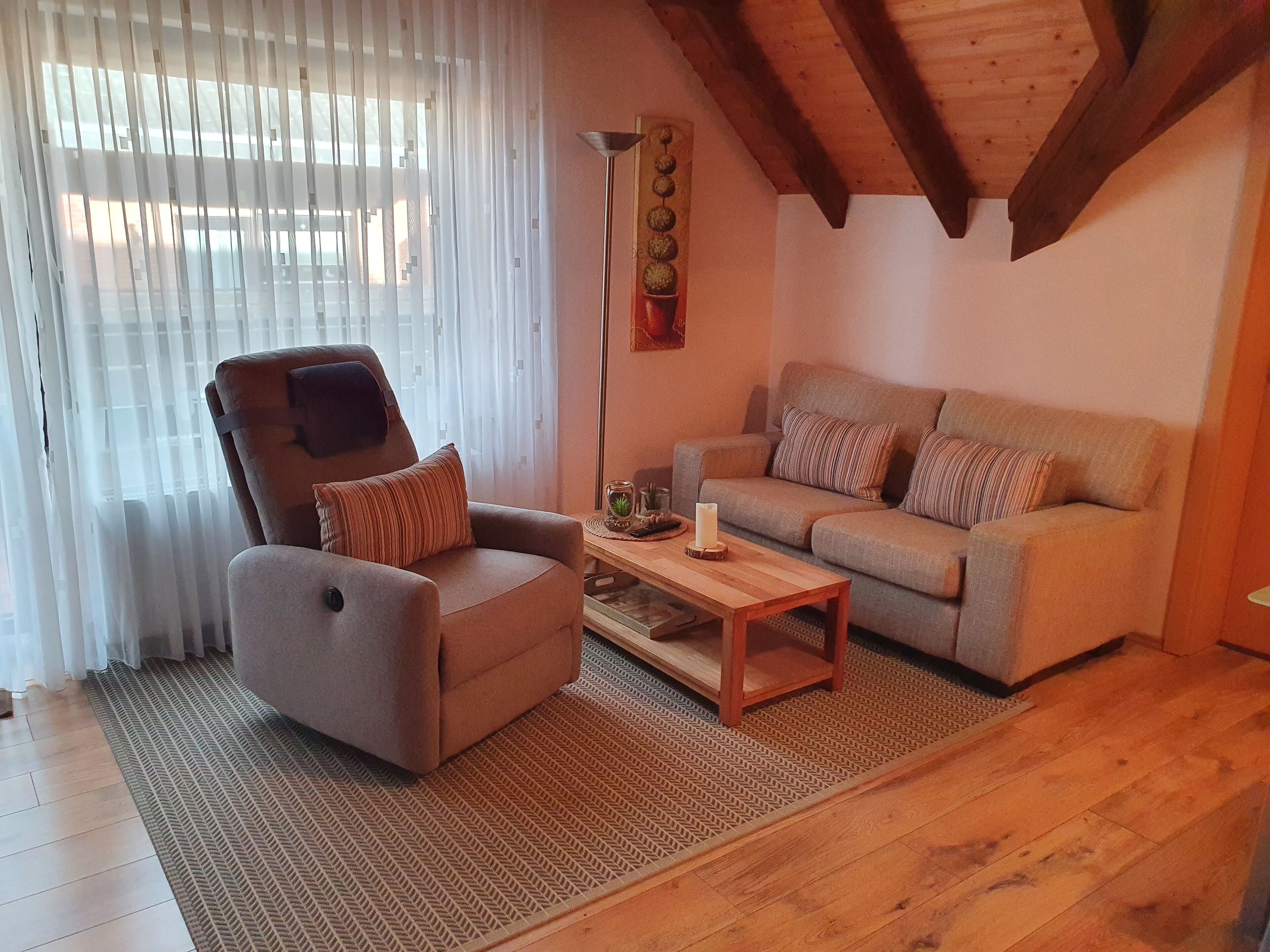 Ultra-modern furnished apartment in the beautiful Burhave