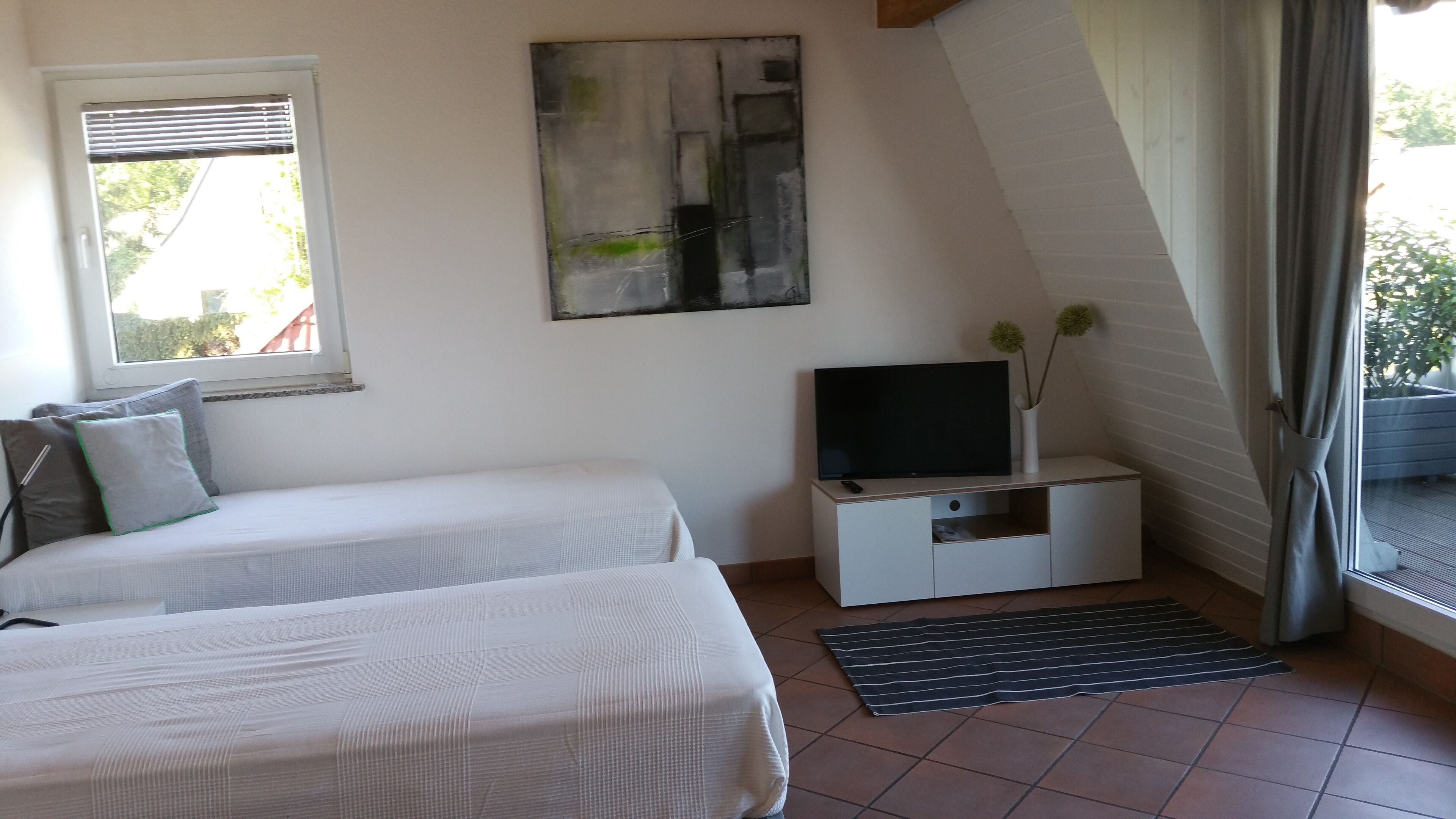 2 room maisonette apartment Refrath