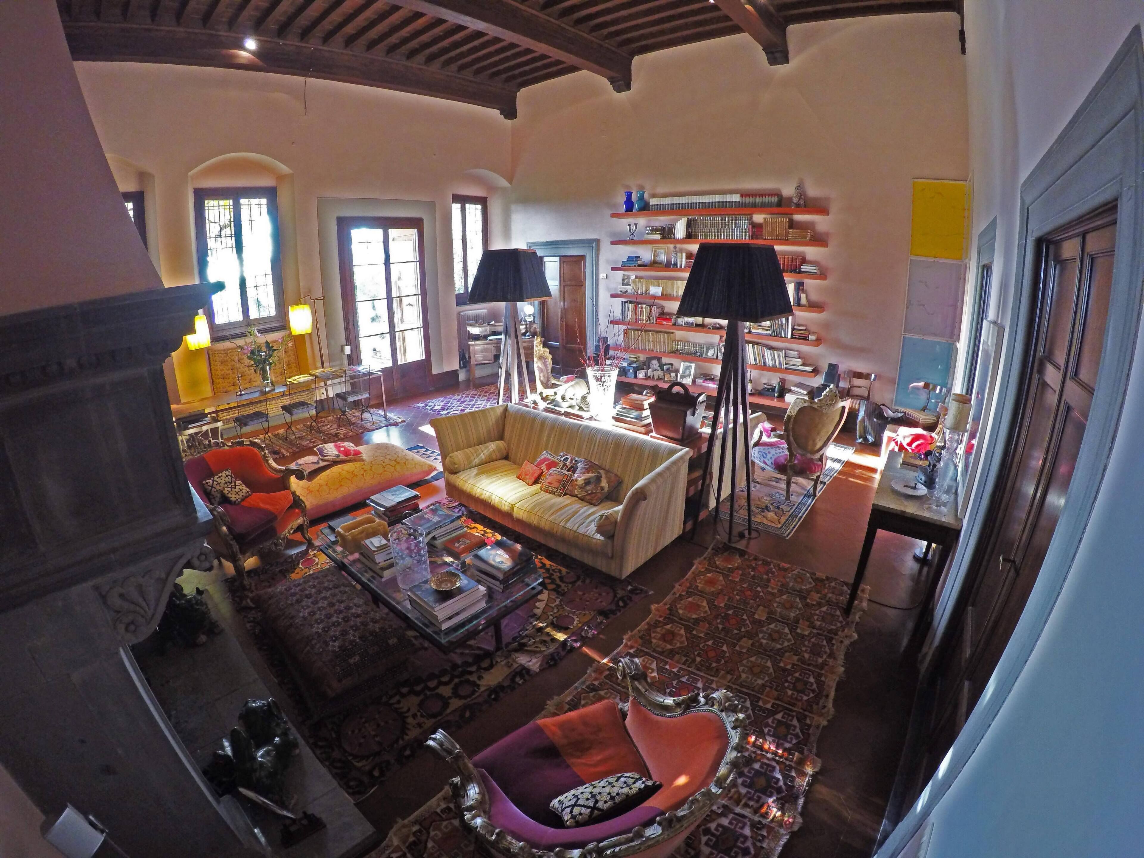 Luxury: in historical villa in the hills around Florence
