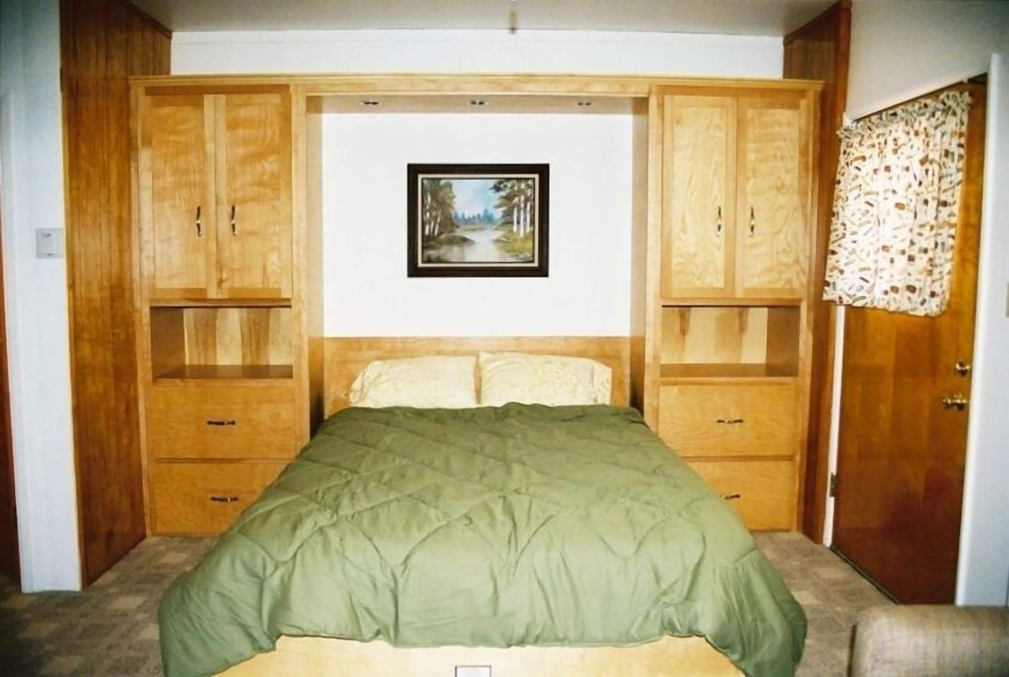 Charming Studio Apartment in Picturesque Kernville