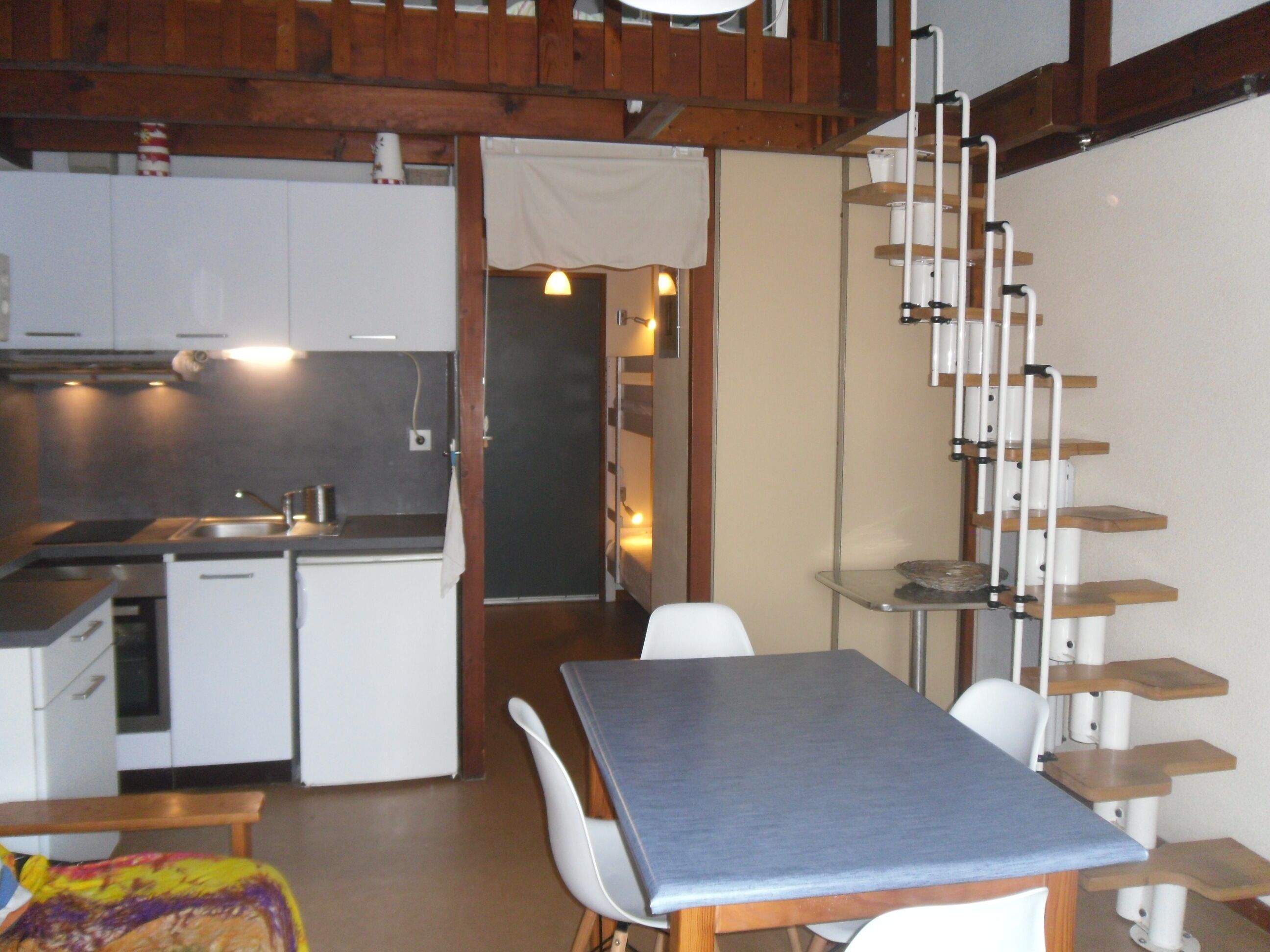 Studio between sea and forest 150m from the beach / CHQ HOLIDAYS ACCEPTED / INTERNET