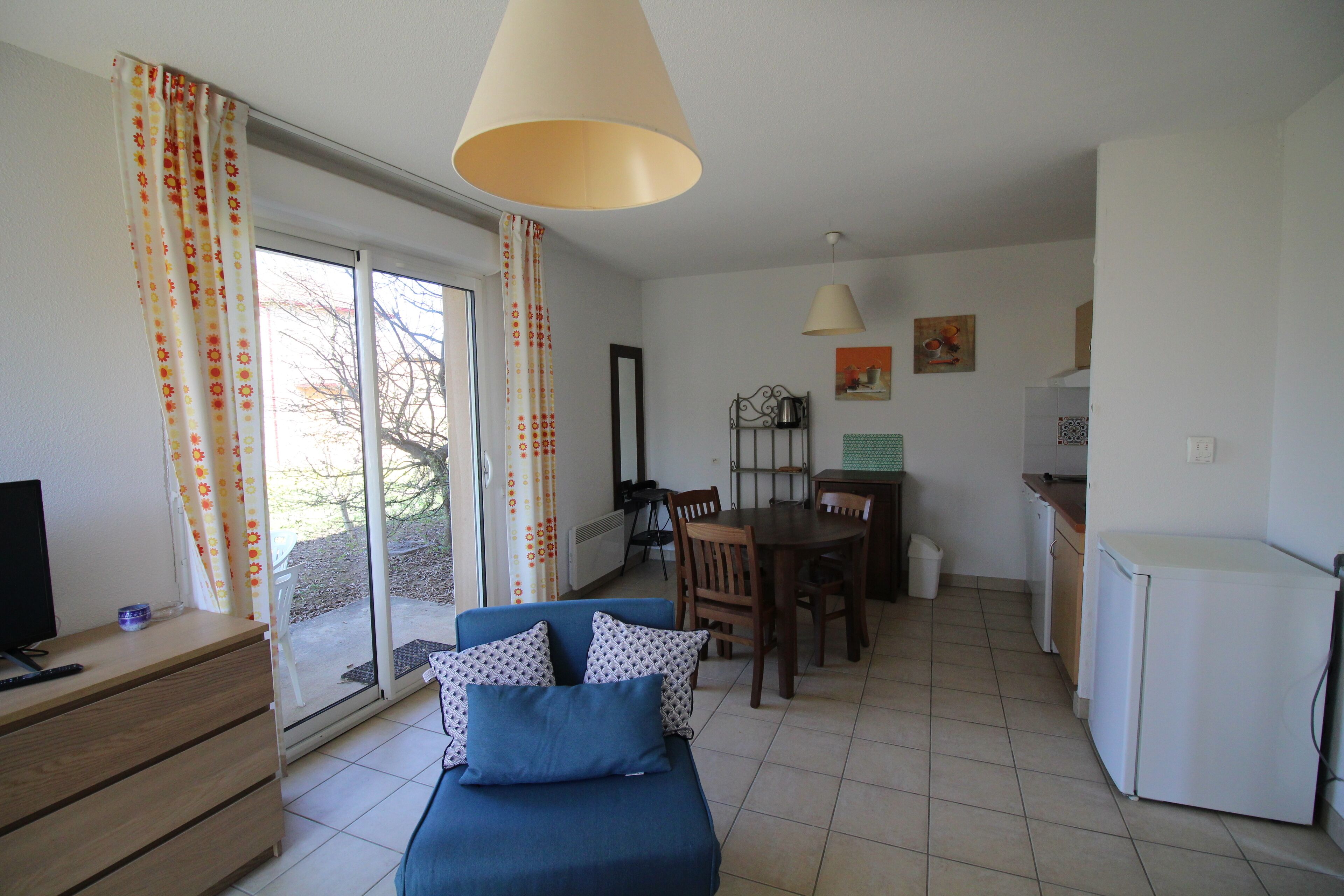 Holiday rentals with pool and wifi