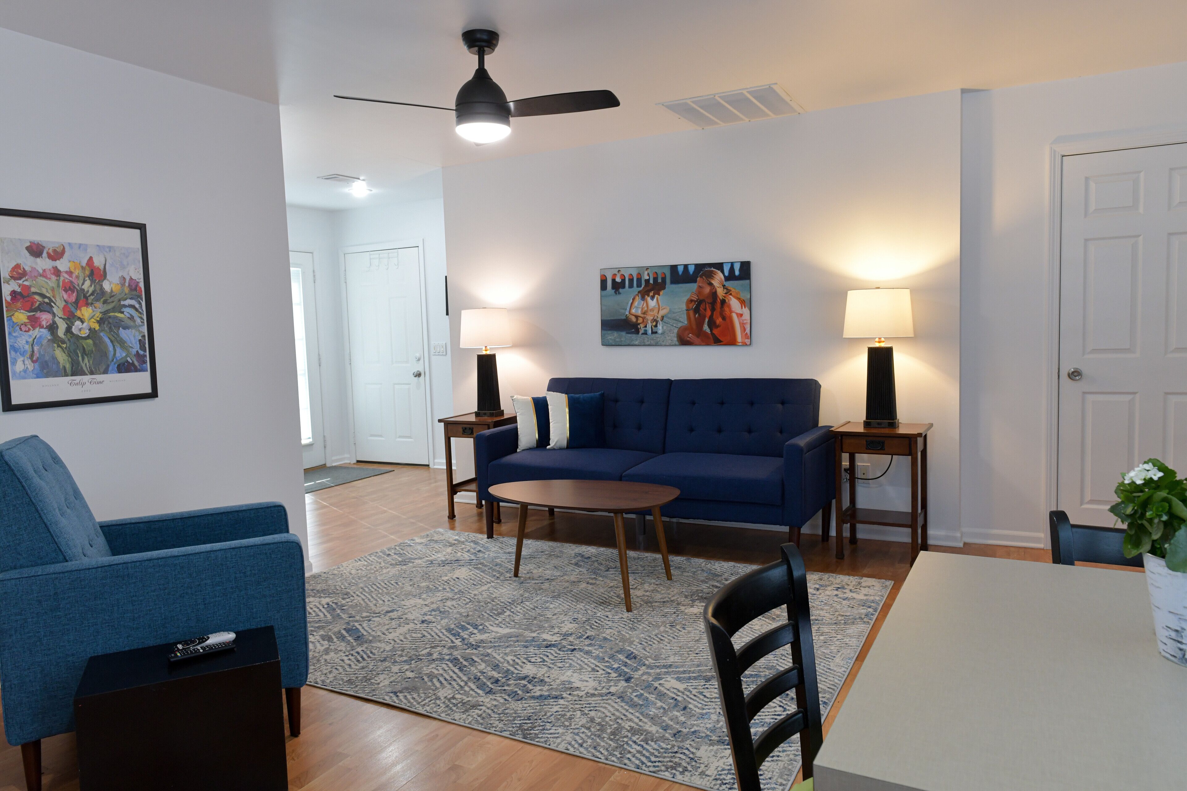 Charming Apartment in Holland/ Area Sleeps 2