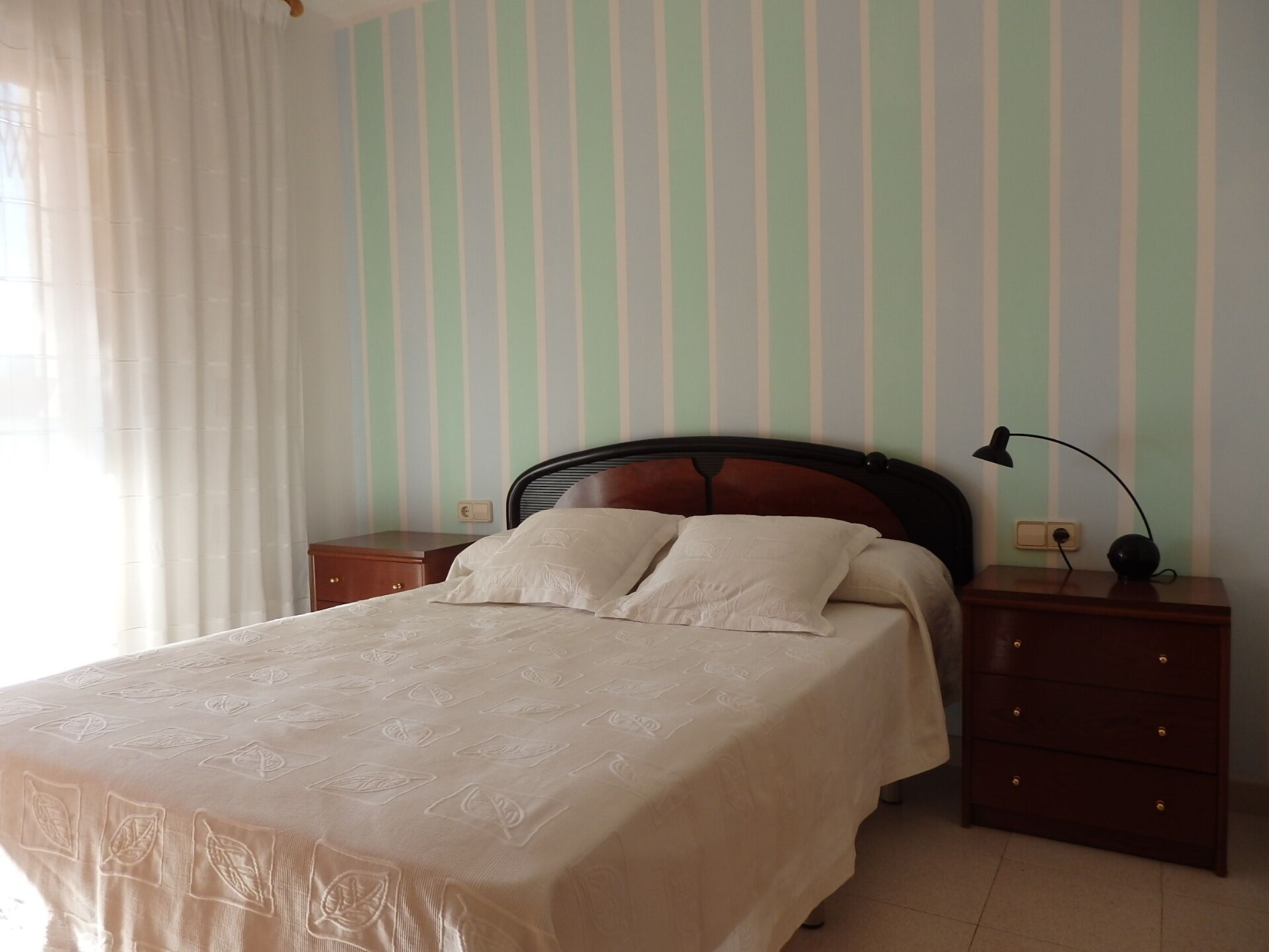 AIR CONDITIONING, PARKING, WI-FI. PERFECT FOR FAMILIES AND COUPLES