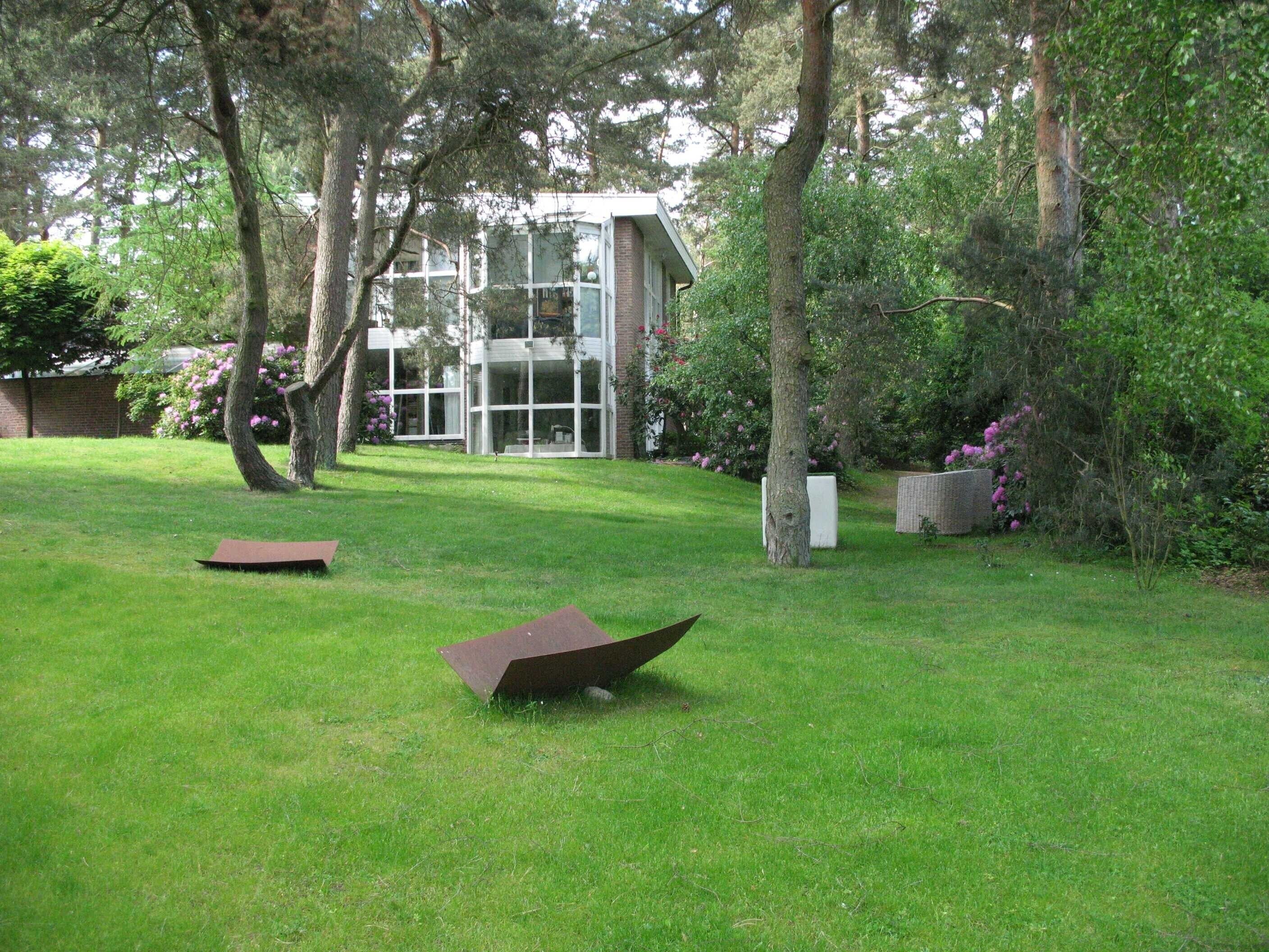 65sqm apartment rental on park-like grounds, the South v. Hamburg 