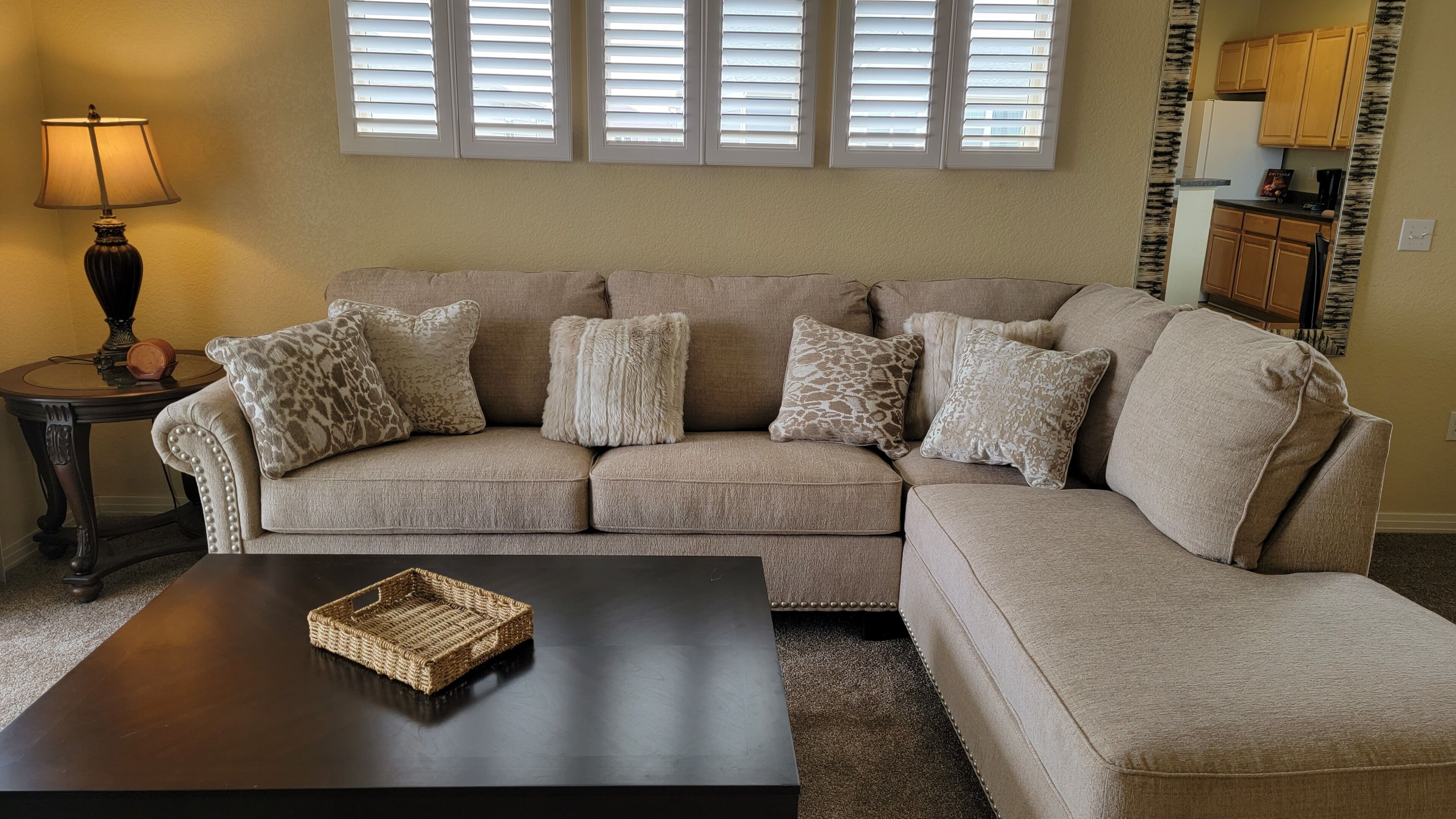  Parker Condo in Stonegate. Just bring your suitcase! Easy Highway Access