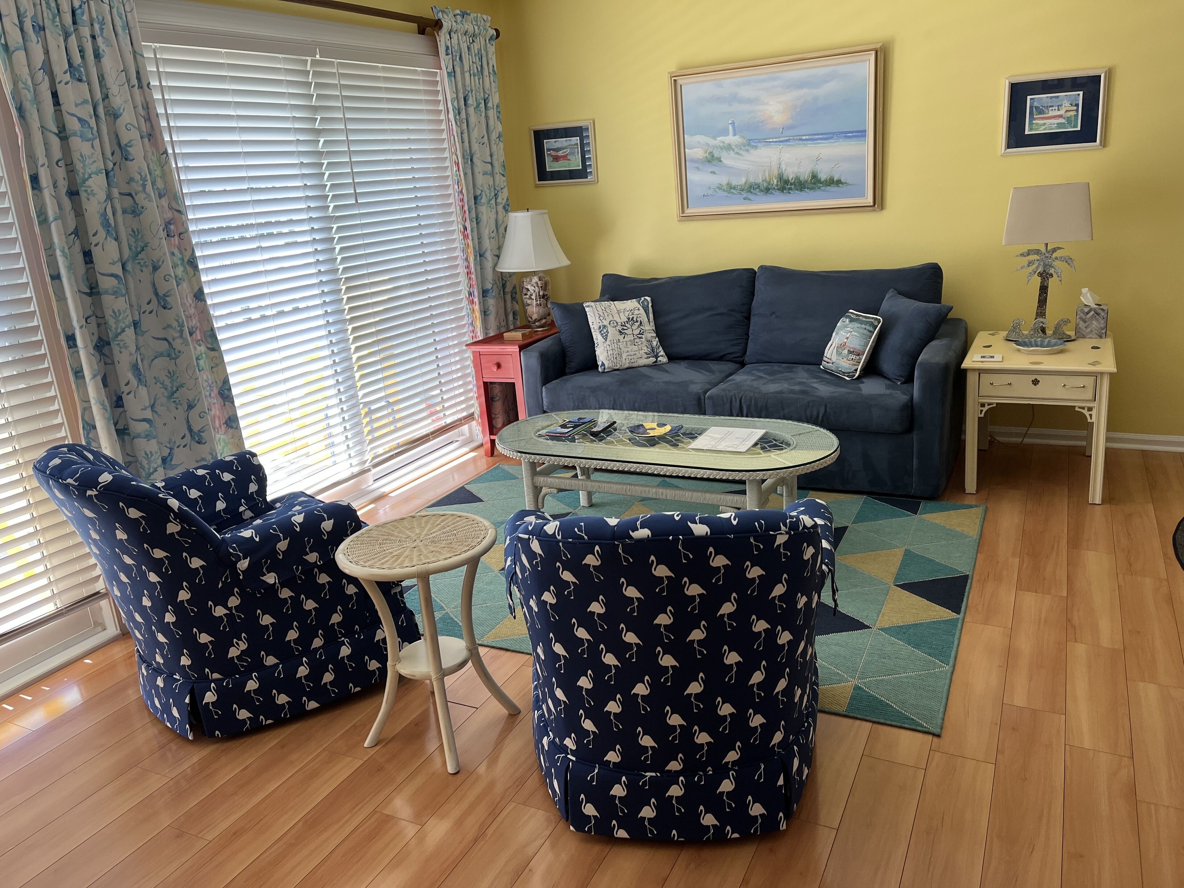 Bright, sunny, beautifully decorated one-bedroom condo overlooking the pool.