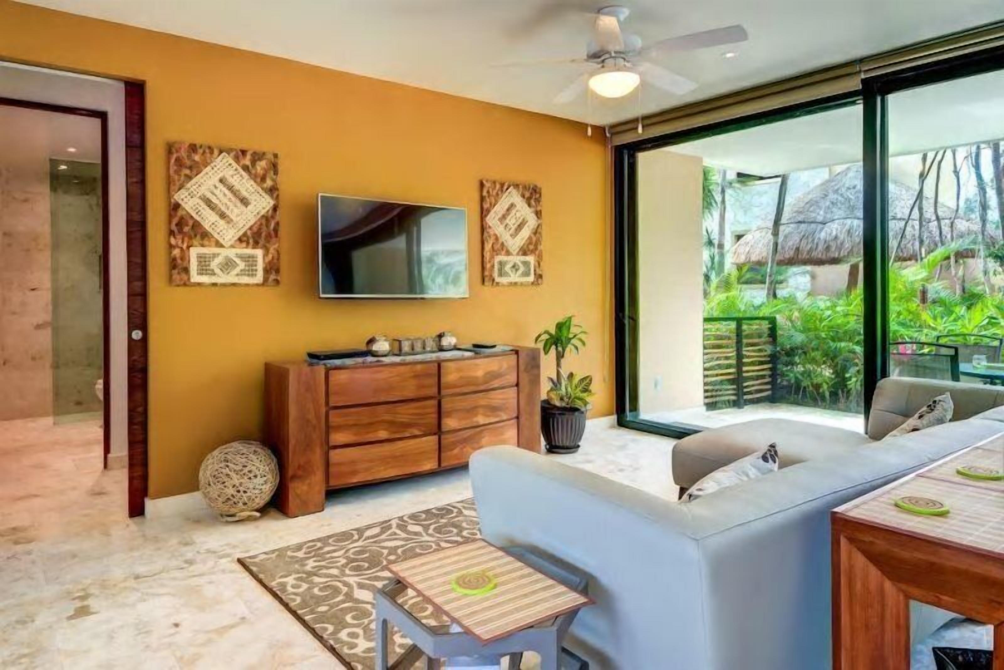 Stunning 2 Bed With Private Garden, ENCANTO ESTE 103 - By Salt-Kisses