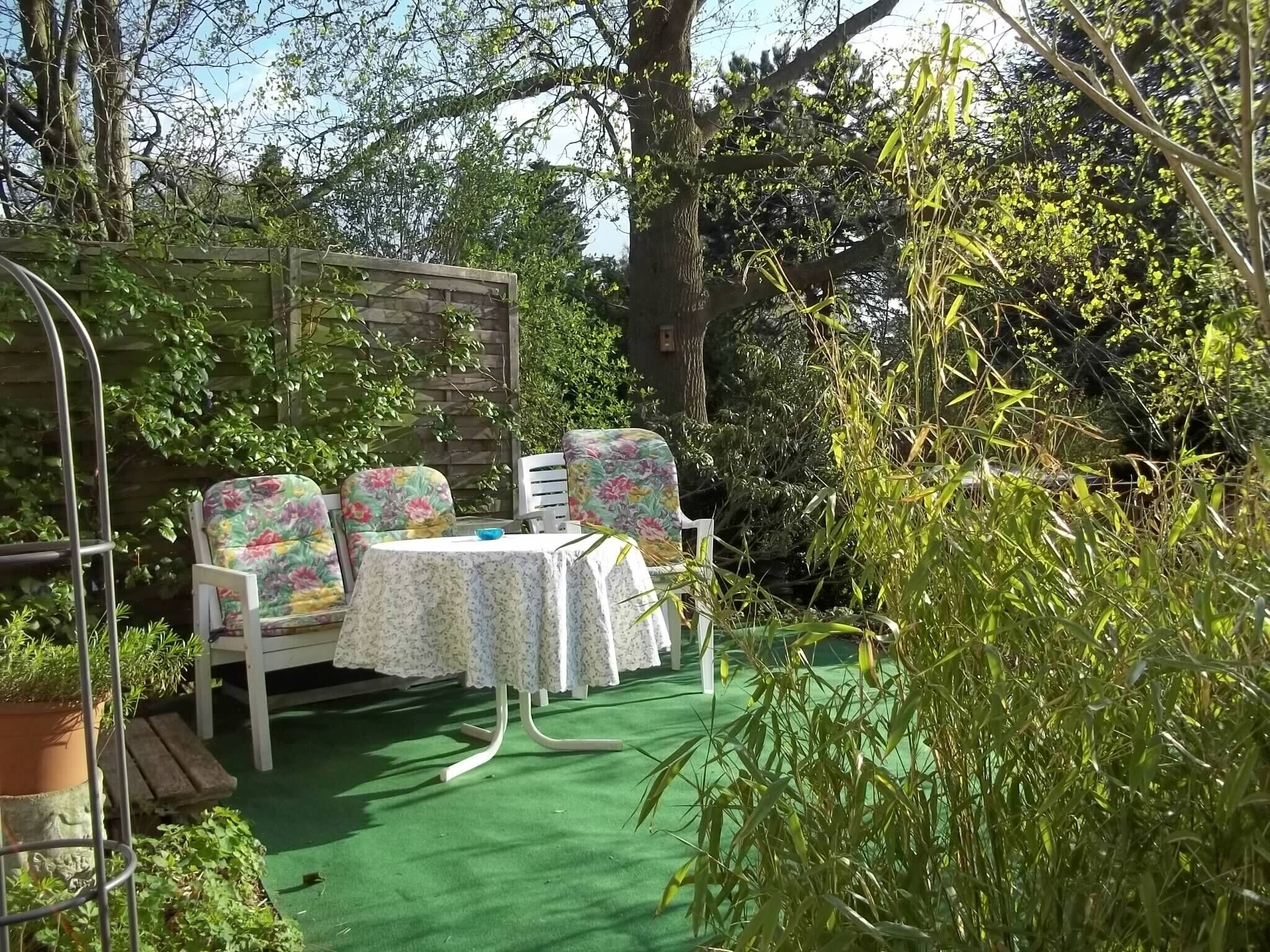 Relax in the Deister-Süntel, large, light-flooded apartment, own terrace