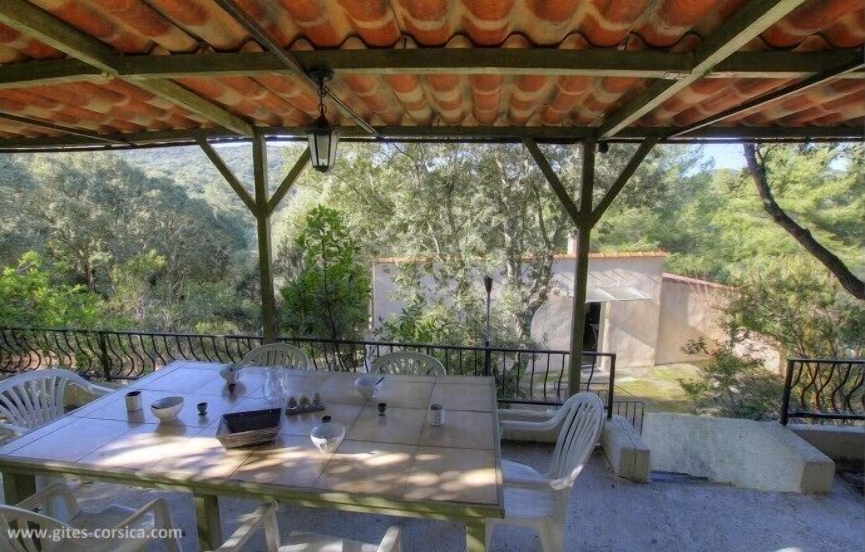 Small house near the beach.<br>(800 meters on foot).
