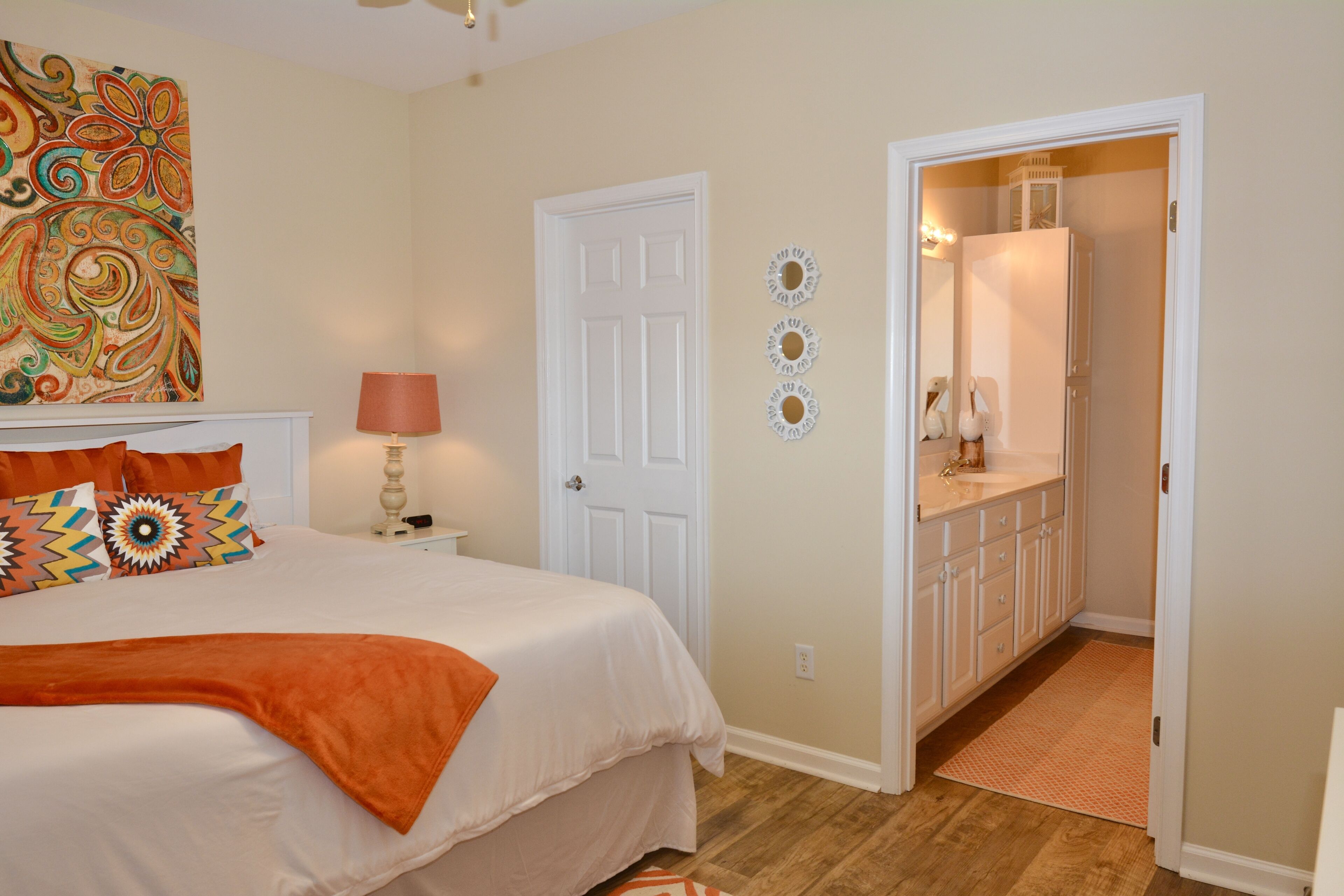 Clean/Updated 2BR Condo Rehoboth Beach
