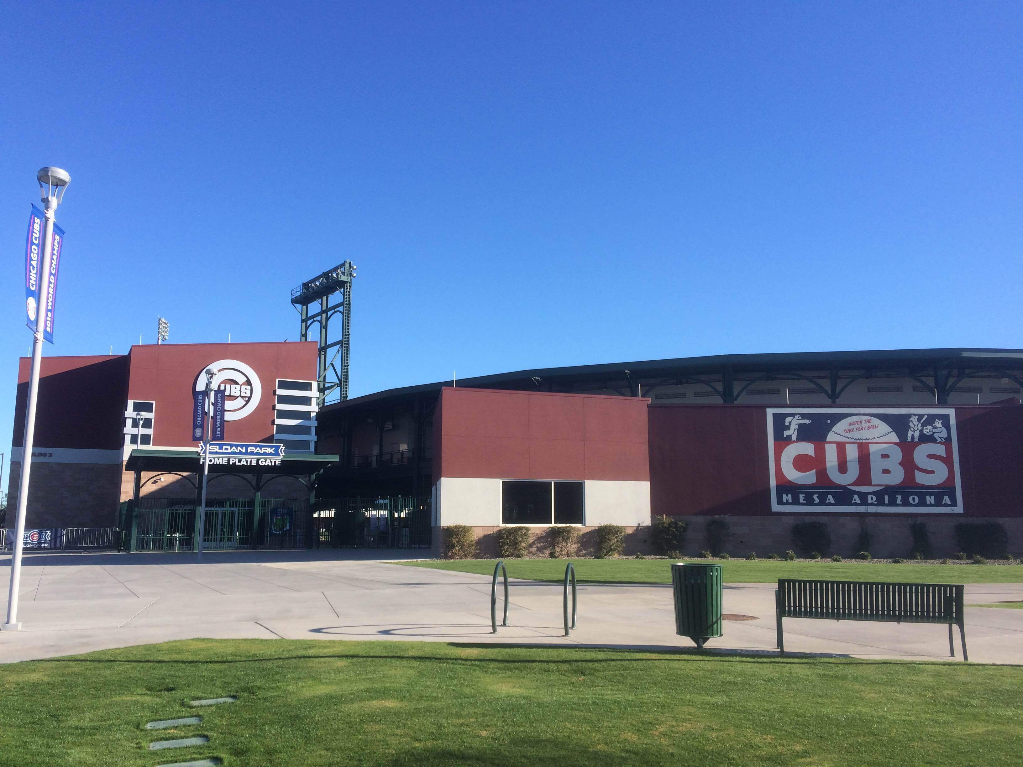 Cubs Fans! Sloan Park, ASU, Scottsdale, Two Malls, Casinos, Golf & More