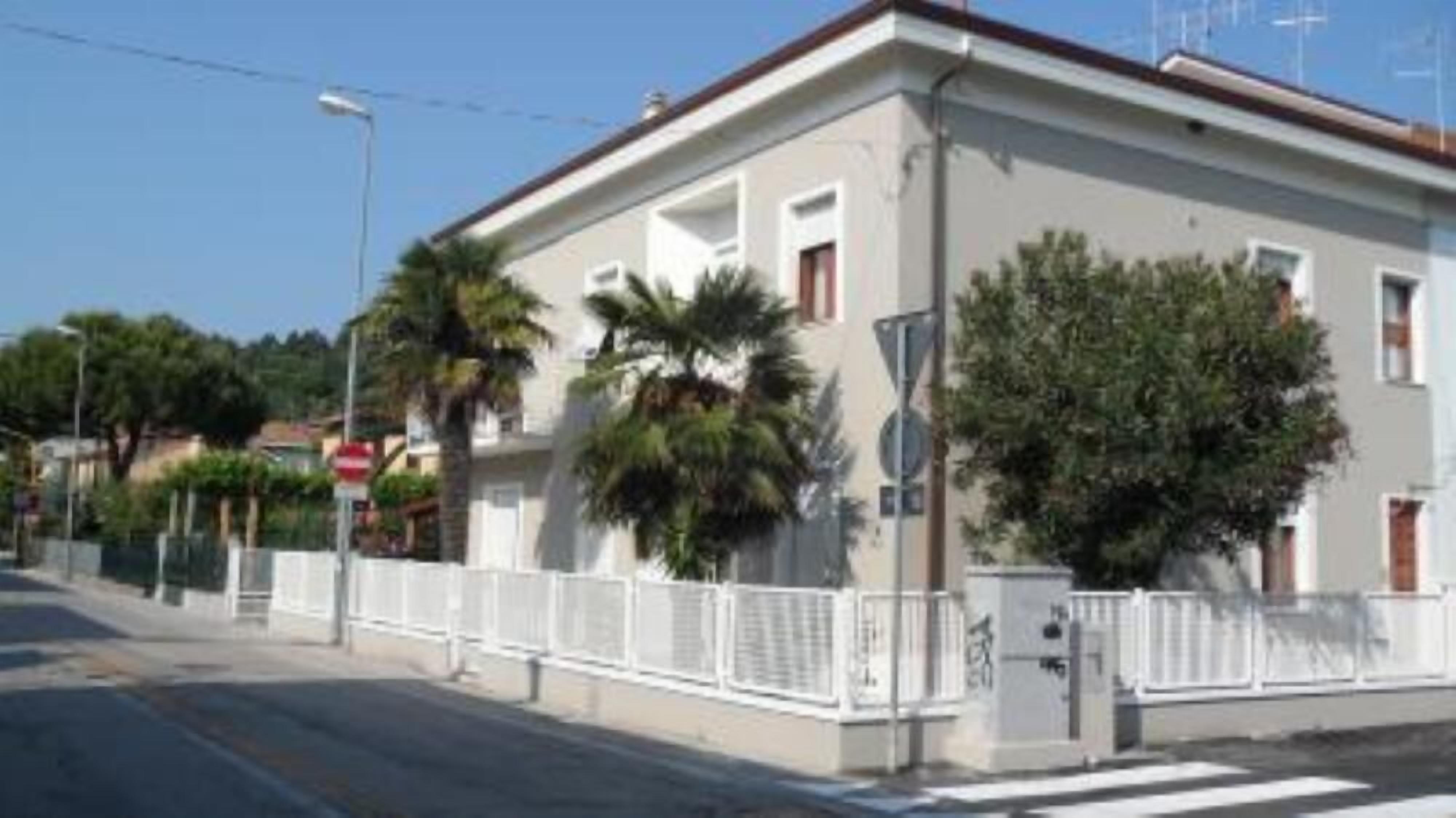 Spacious Holiday Home In The Baia Flaminia Area