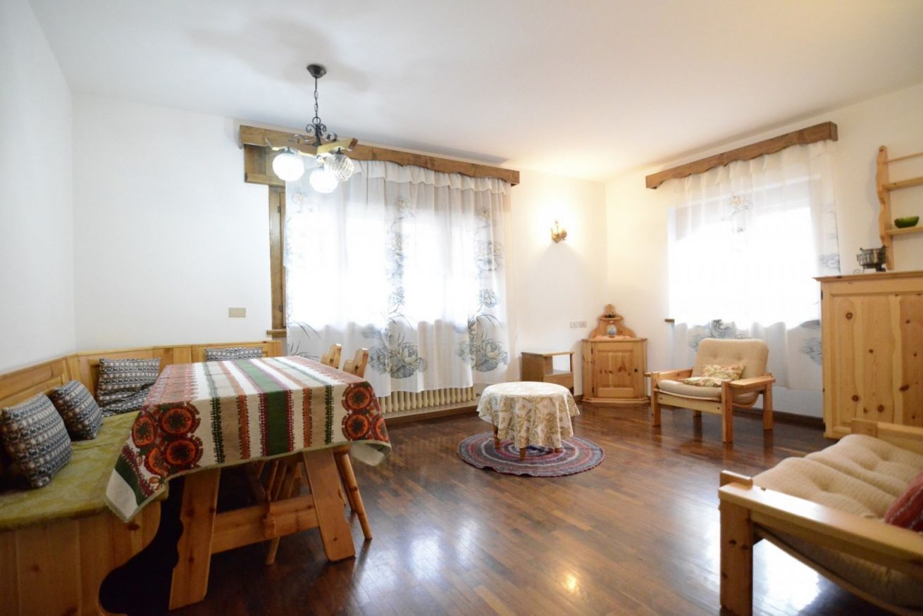 Cà Vallesella A: apartment  three beds near to the center with wi-fi