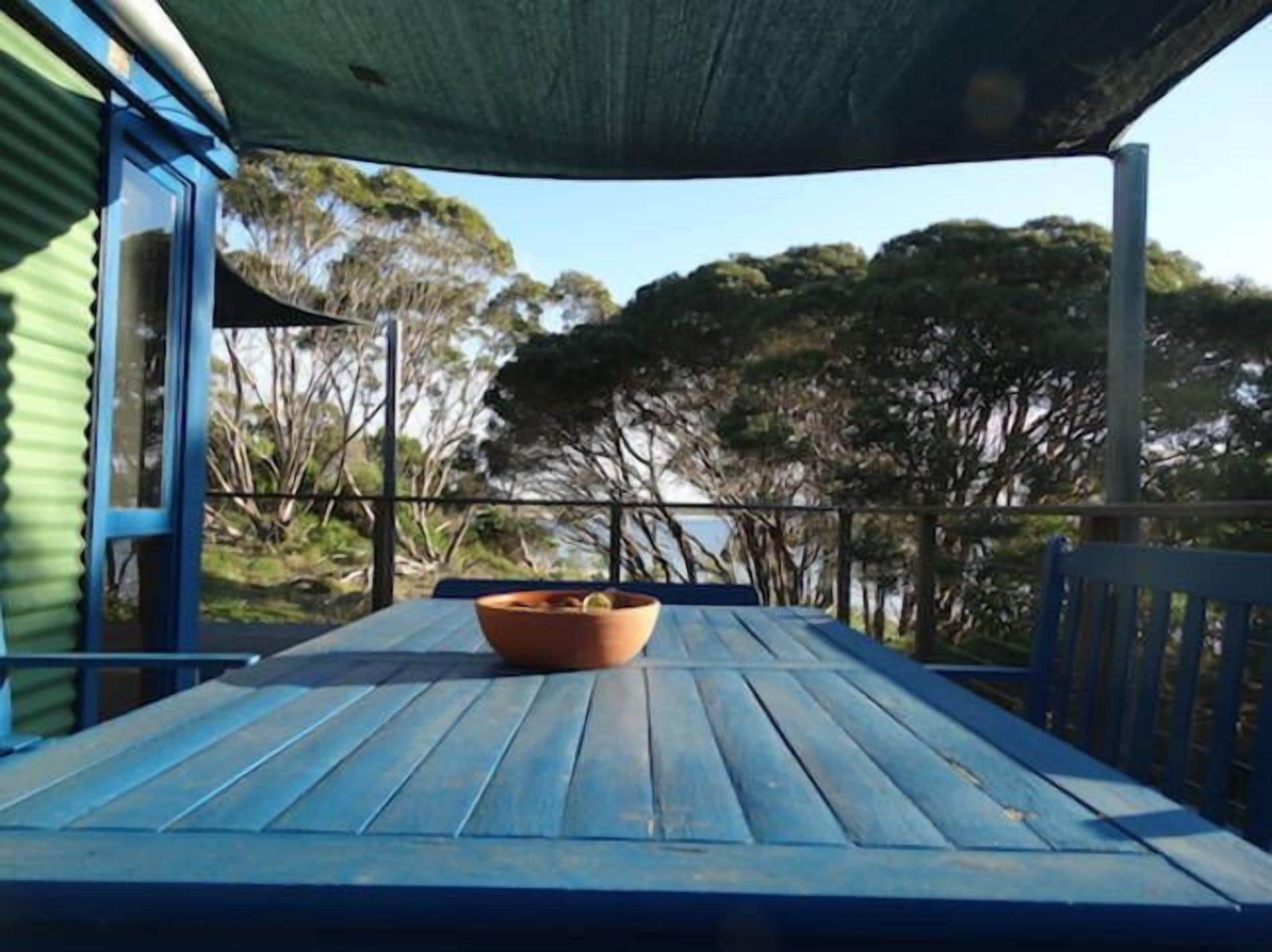 Georgina's Place - secluded beach getaway