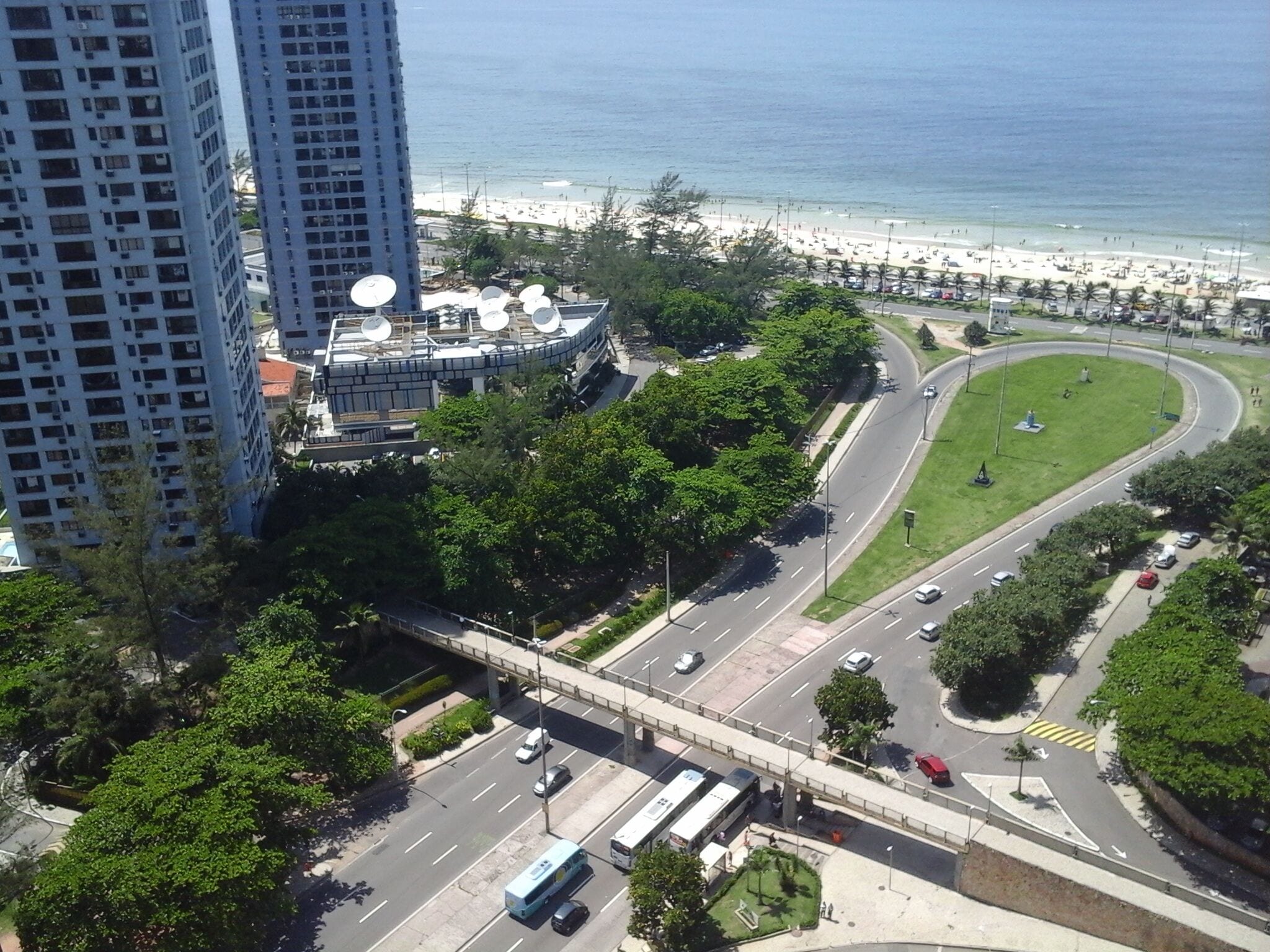 NEAR BEACH APARTMENT AND ENVIRONMENTAL RESERVATION
