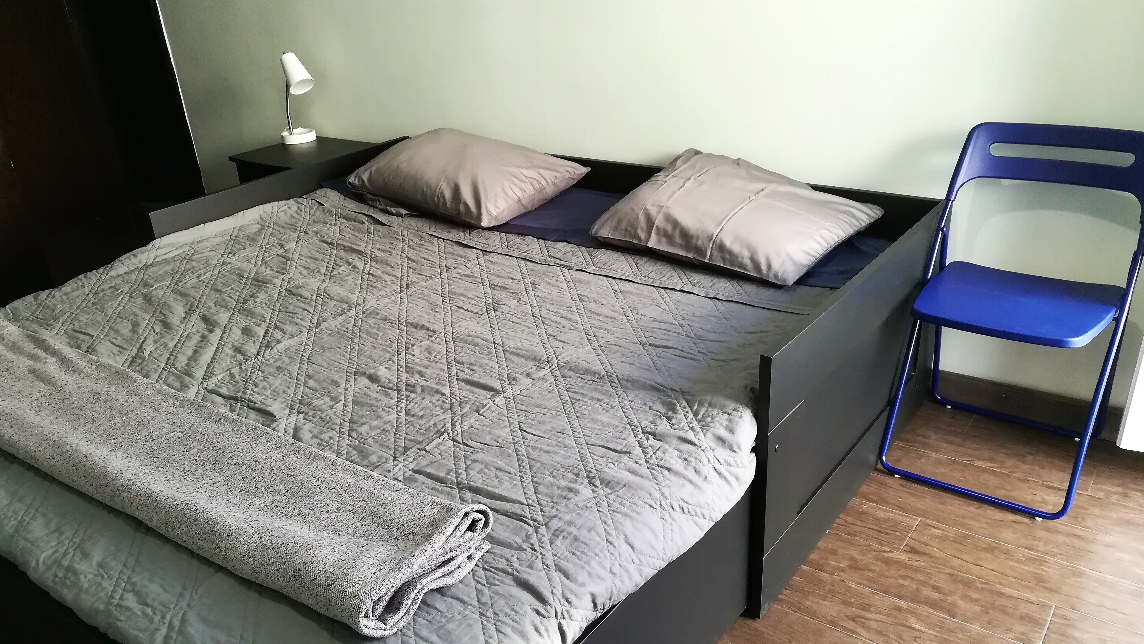 Spotless Room with Bathroom and Private access, 5 min to the Beach