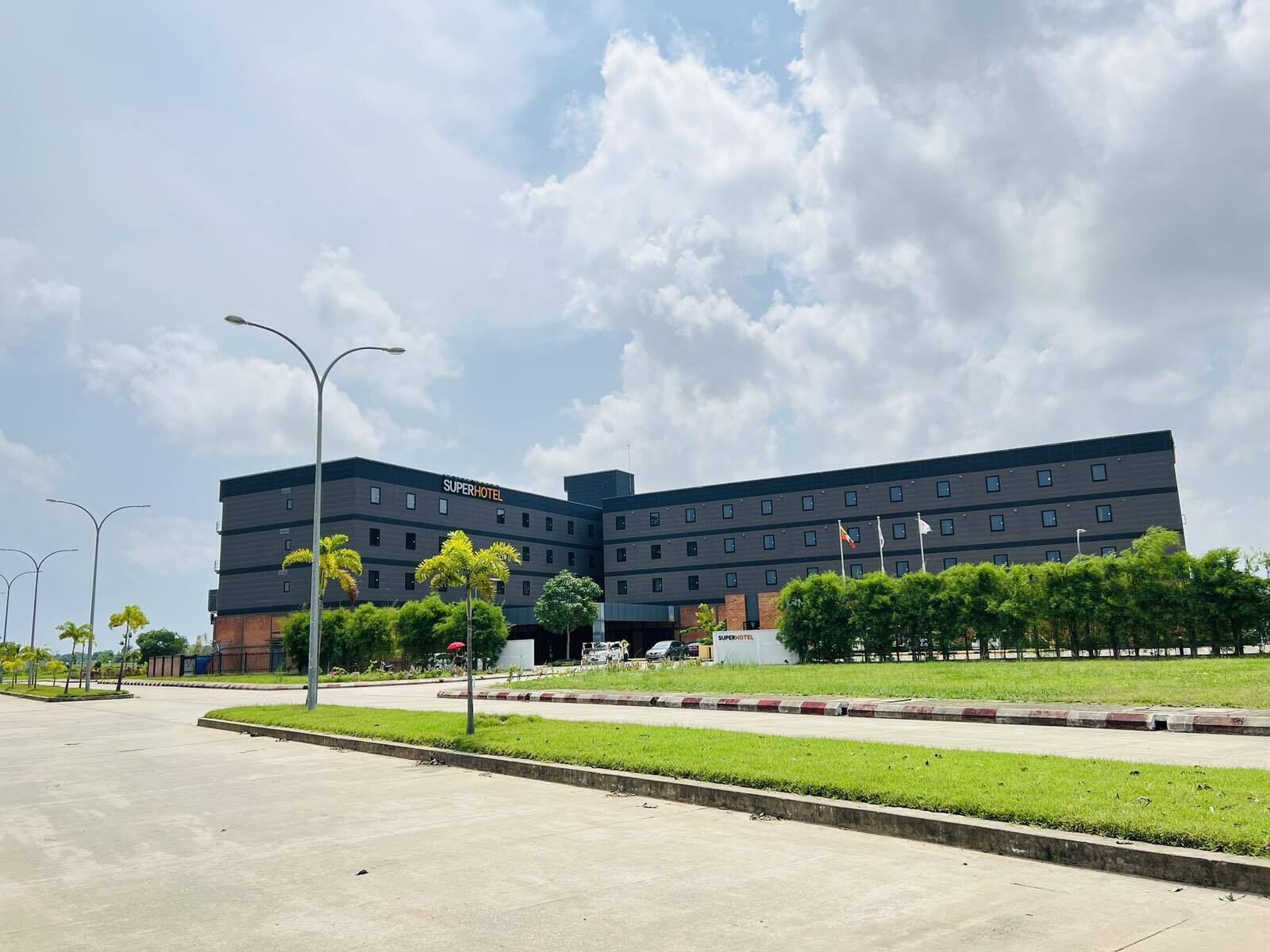 Super Hotel Thilawa