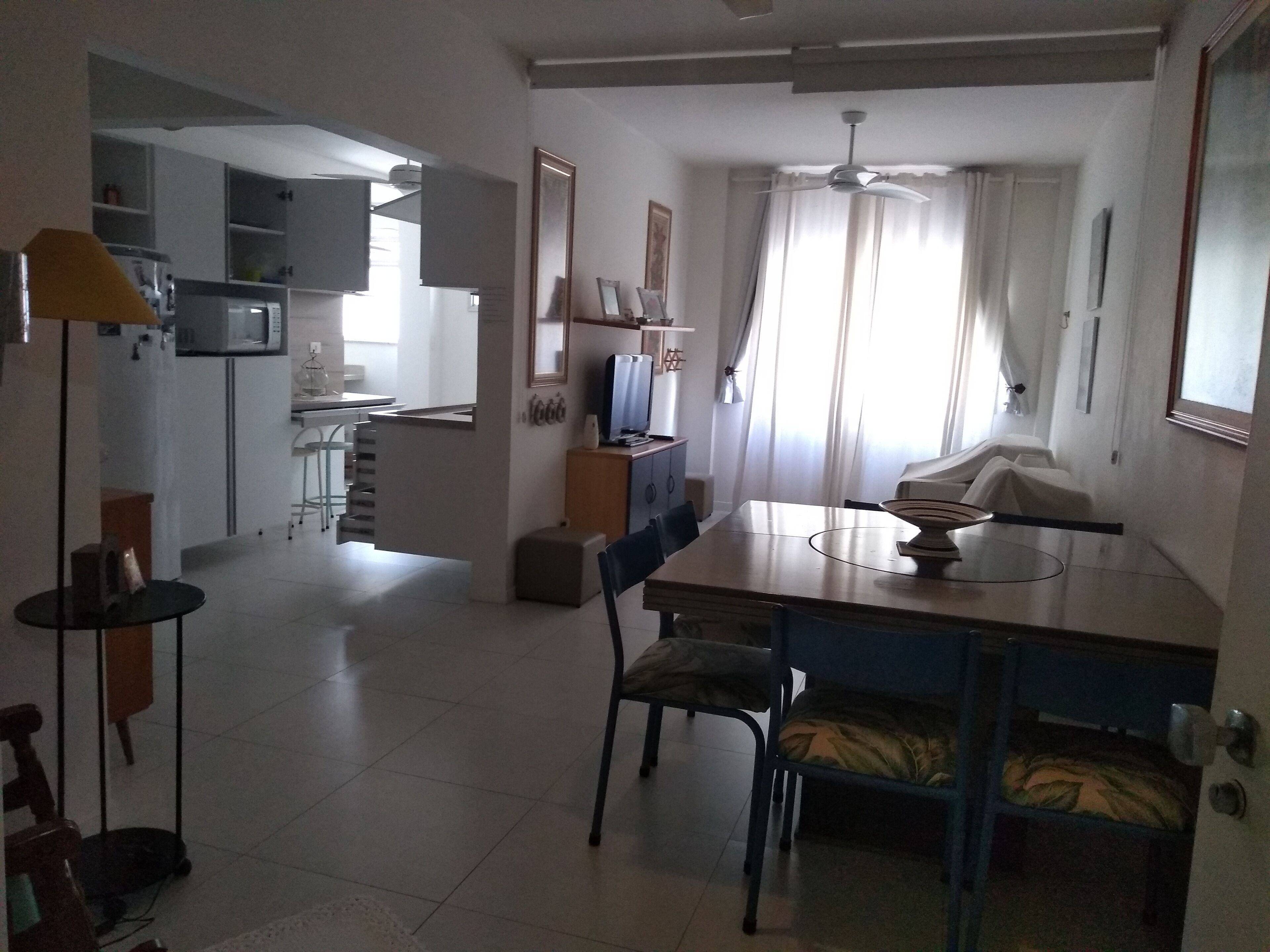 Fully renovated, do everything on foot, ideal / 4, sleeps up to 6, living room w / 2nd bedroom rev