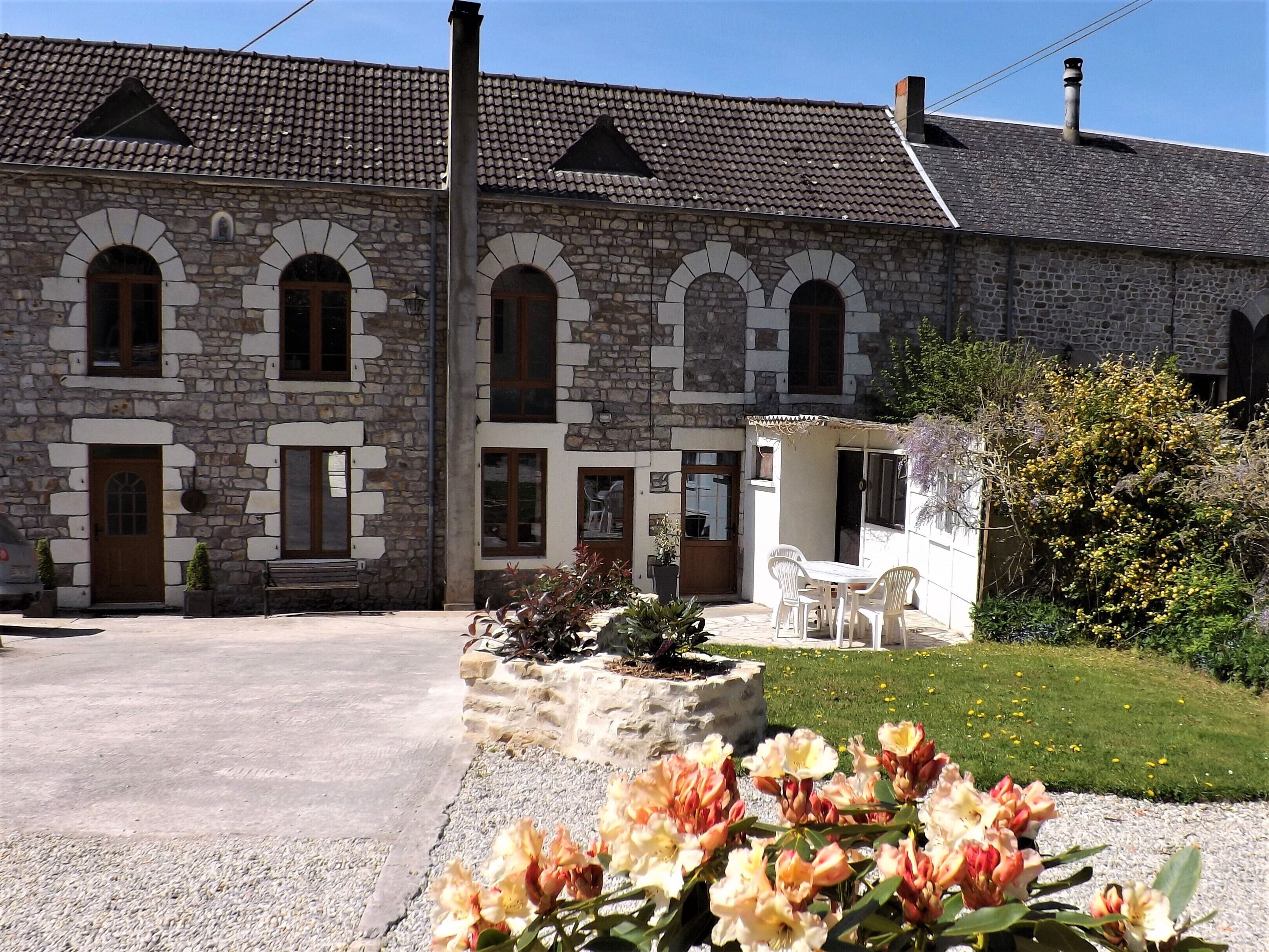 Tranquil Watermill set in peaceful hamlet