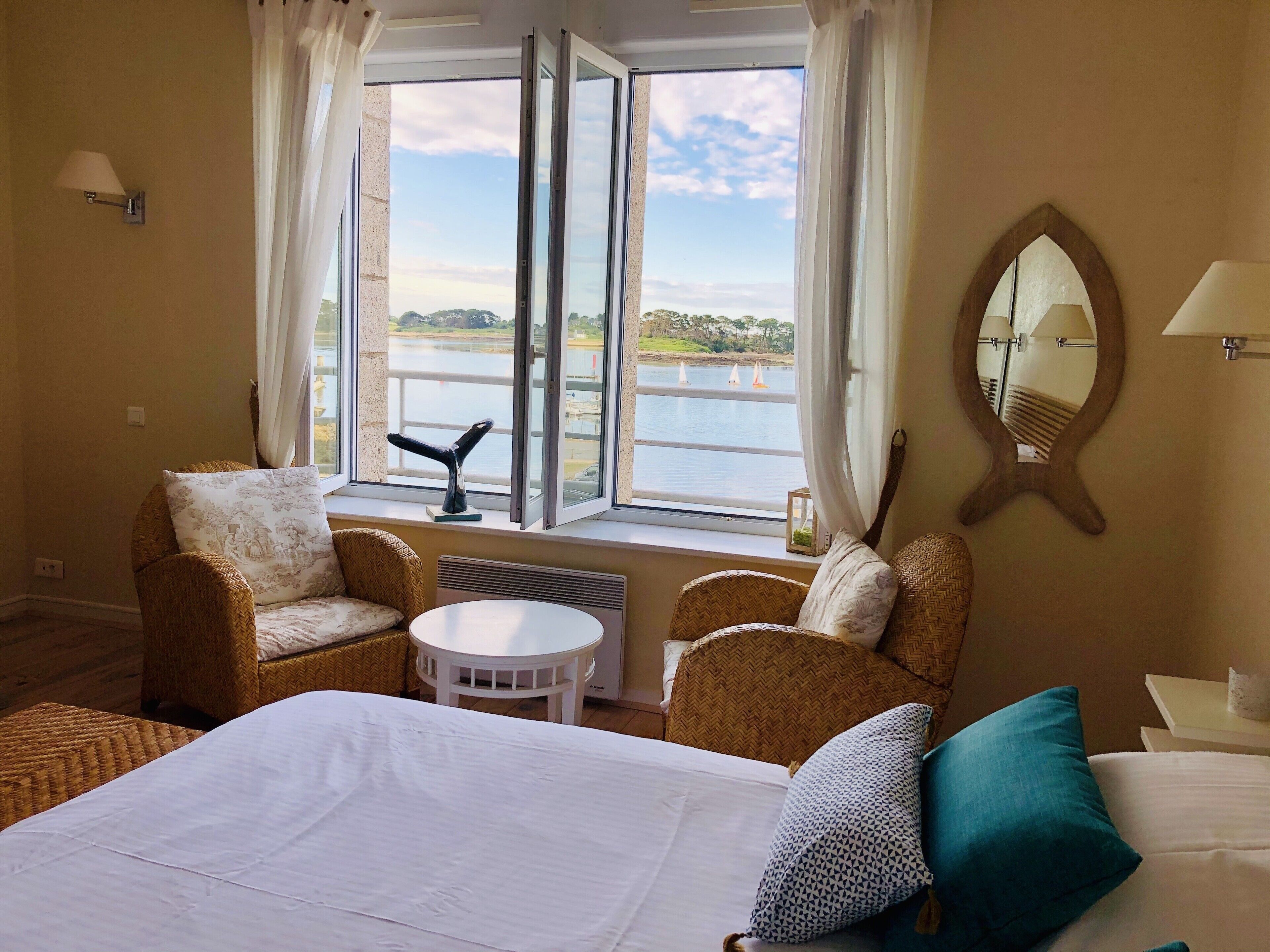 At the Water Course - Port of ABER WRAC'H     