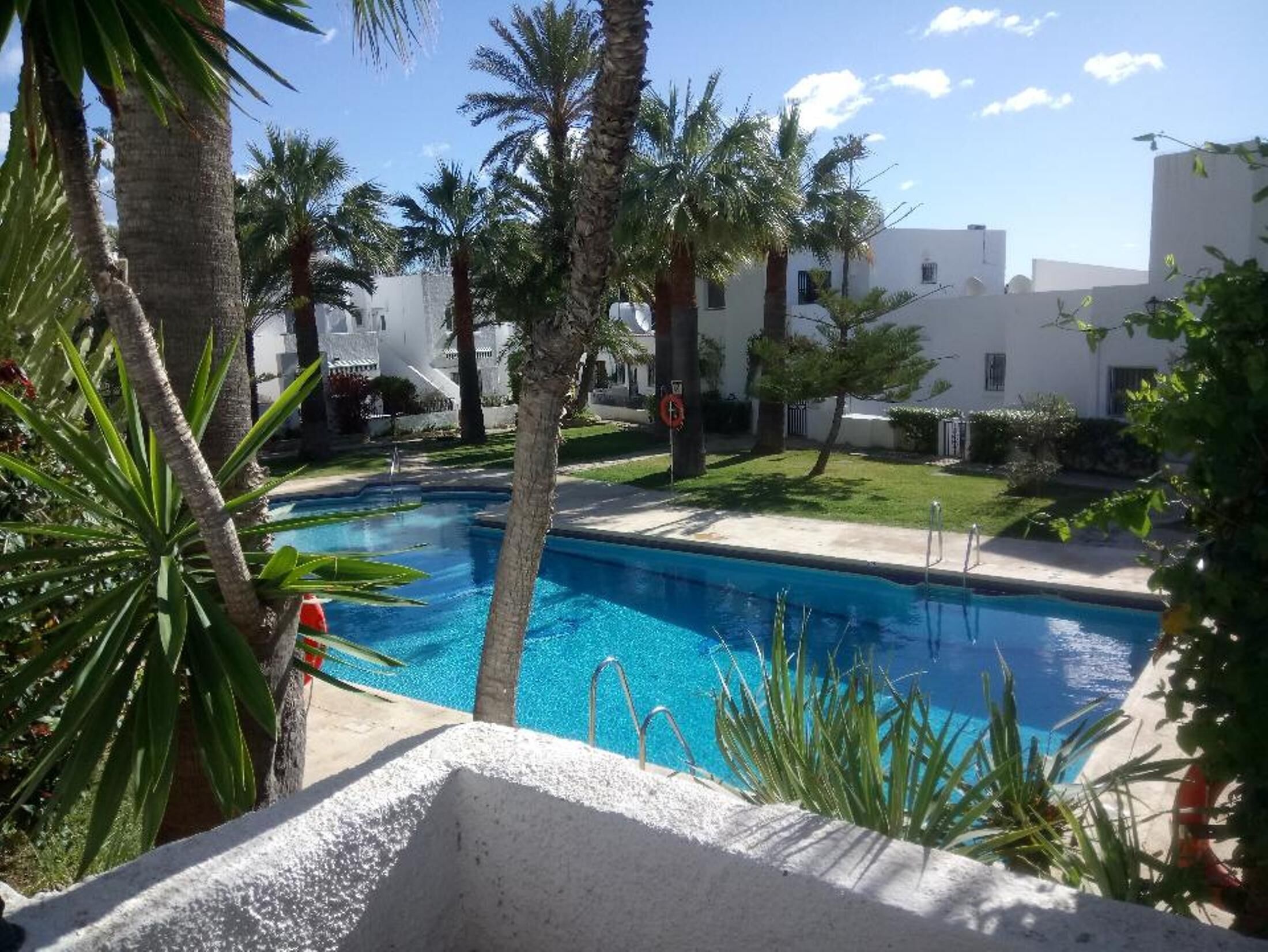 Apartment with WIFI in First Line of the Beach