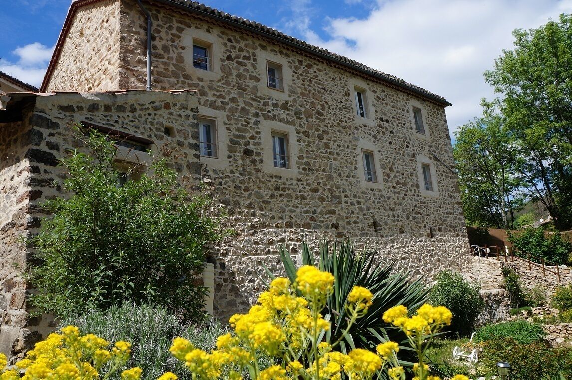 The refuge of the fairies: **** cottage in the heart of the Monts d'Ardèche- Near river
