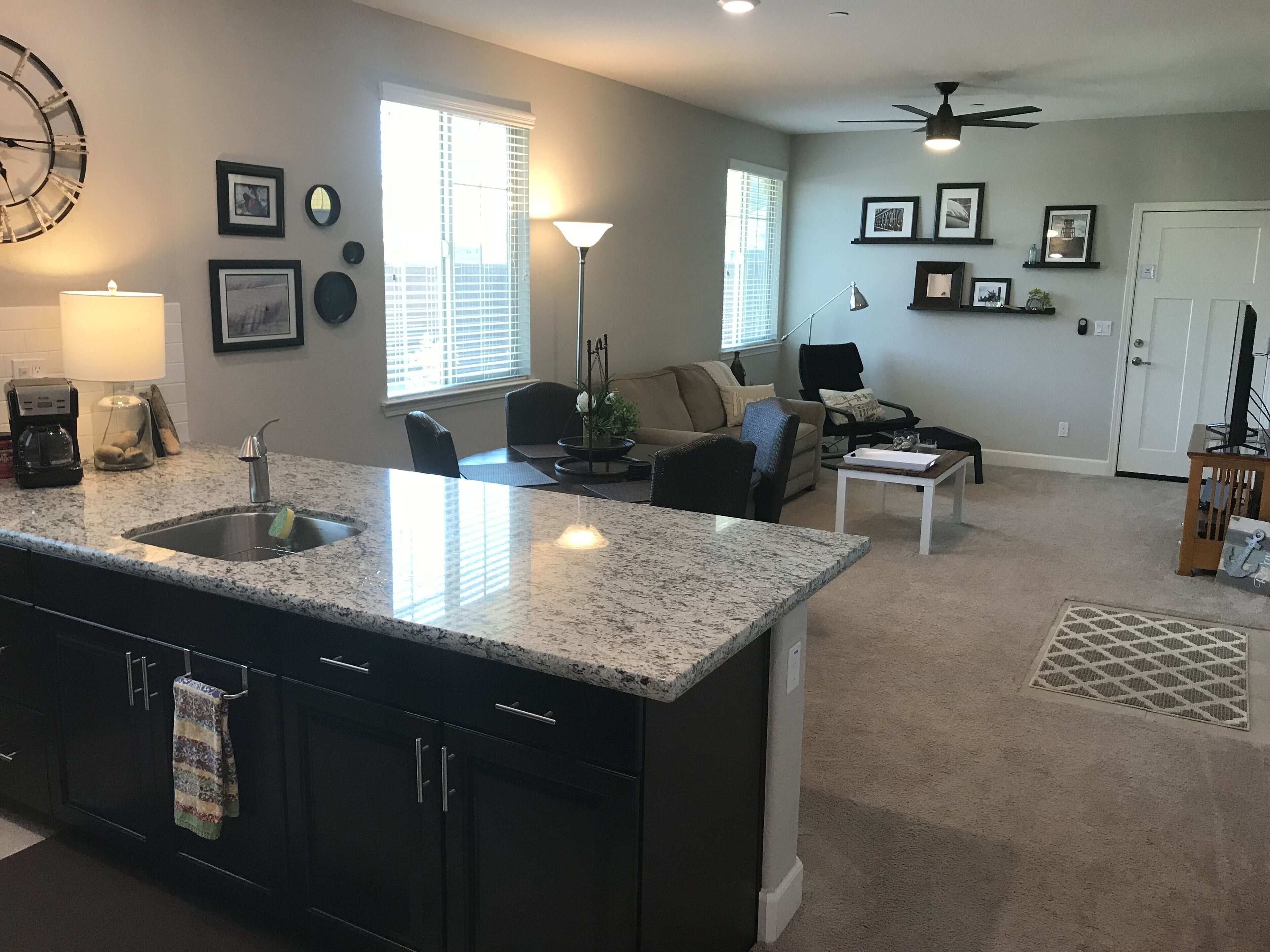 Sunny New “Casita” just 11 minutes to UC Davis