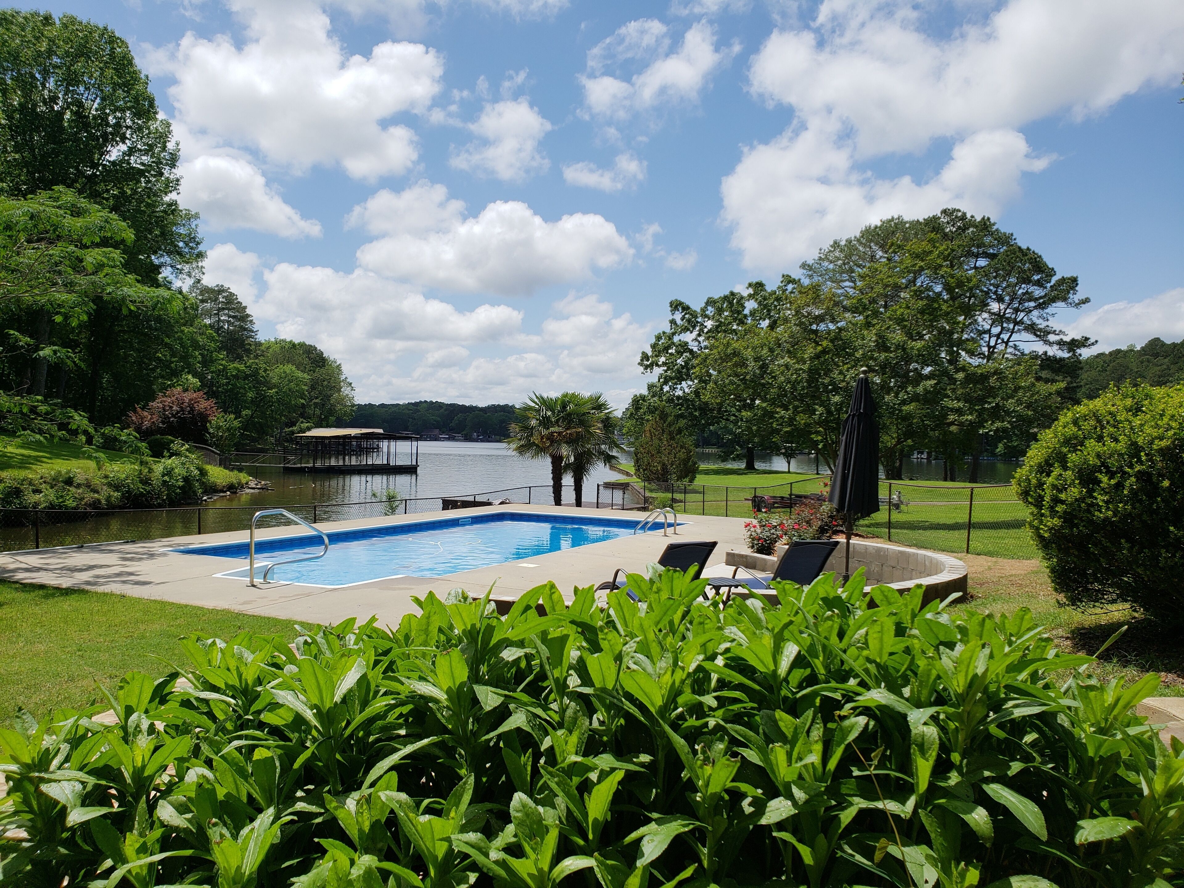 Lake Hamilton -- Private Hot Tub and Pool