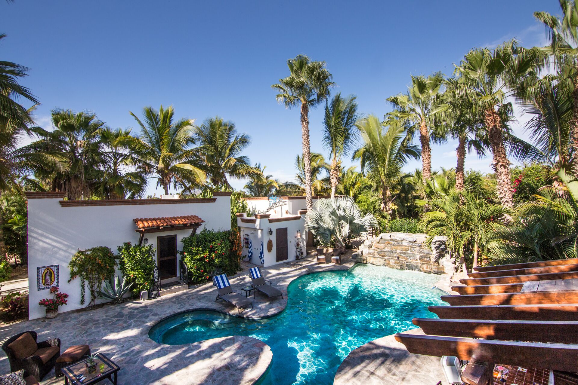 Casa Cascada Pool casita A private Oasis only minutes to the beach !