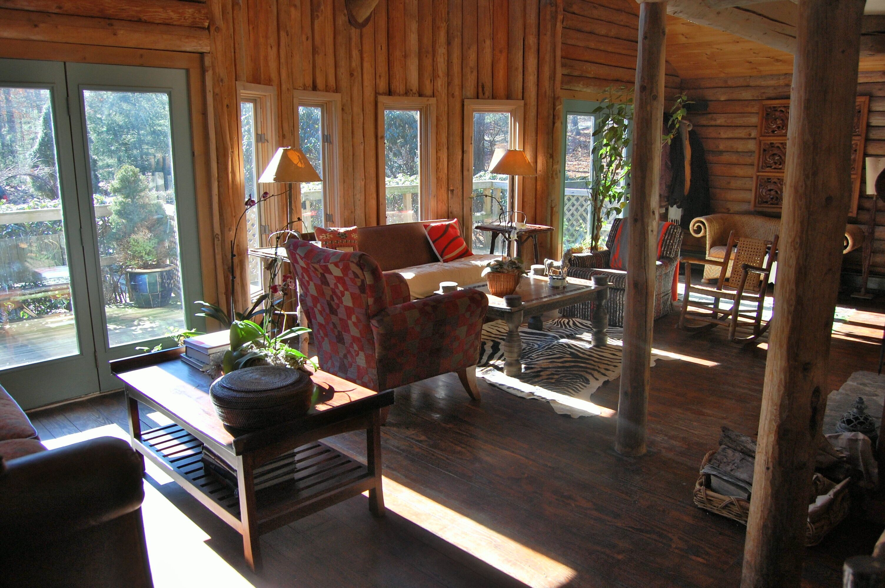 Private Rustic Lodge -  Ideal For the Fall foliage weekends and restful Holidays
