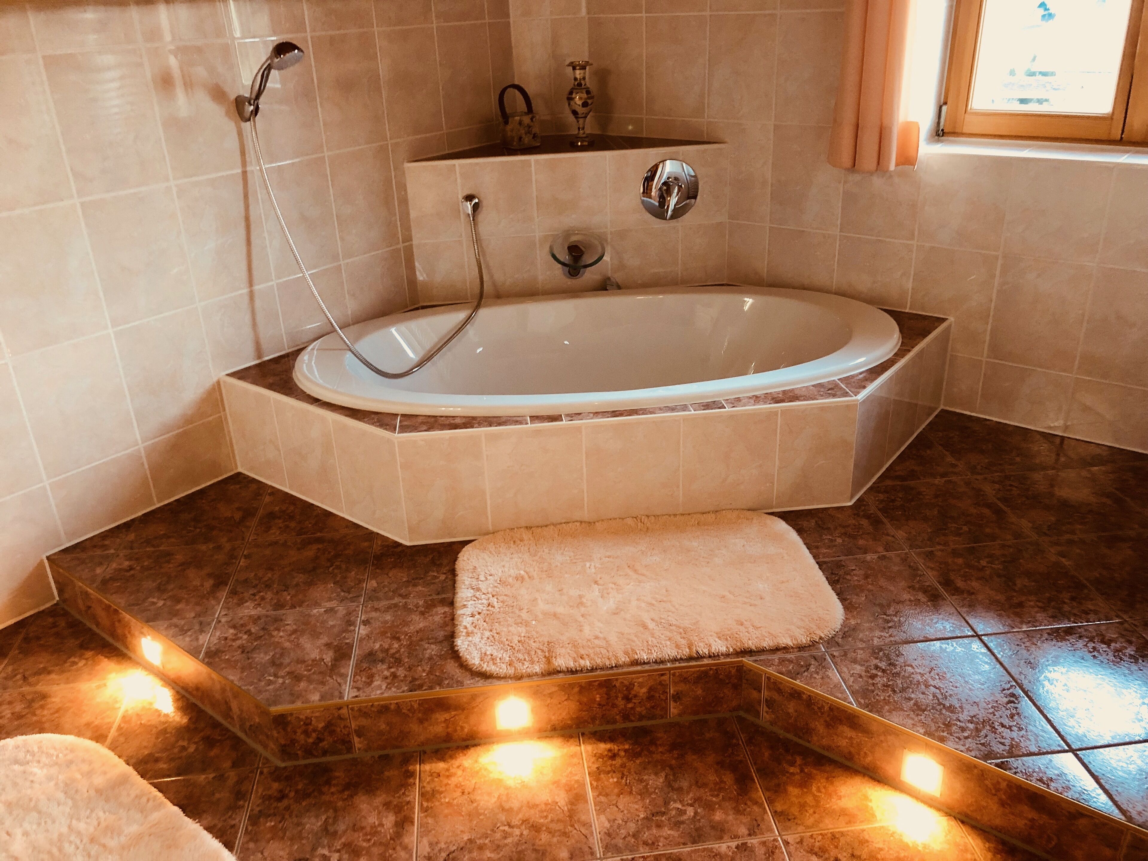Exclusive apartment (97 sqm) for 2-4 people