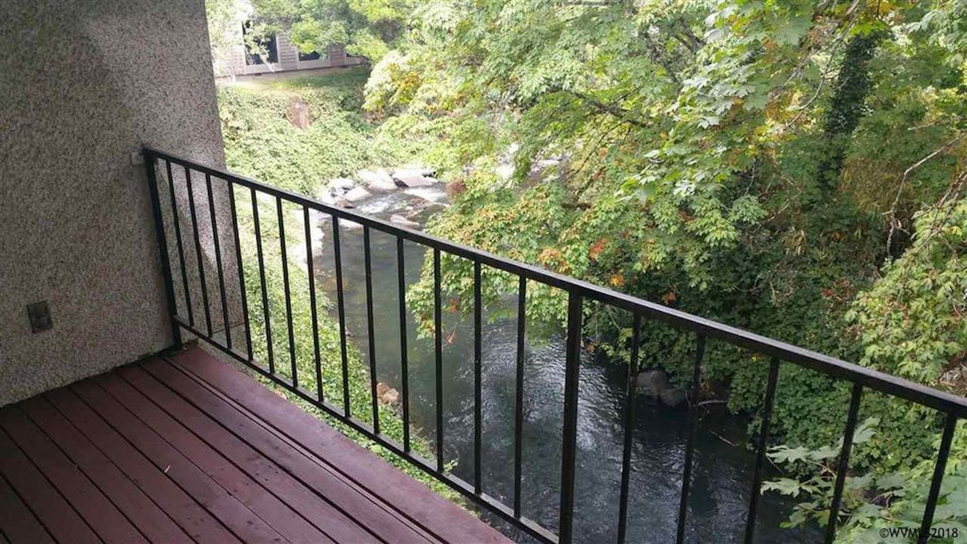 Creekside View - Large 2 Bedroom 2 Bath Condo Over 1050 SF!