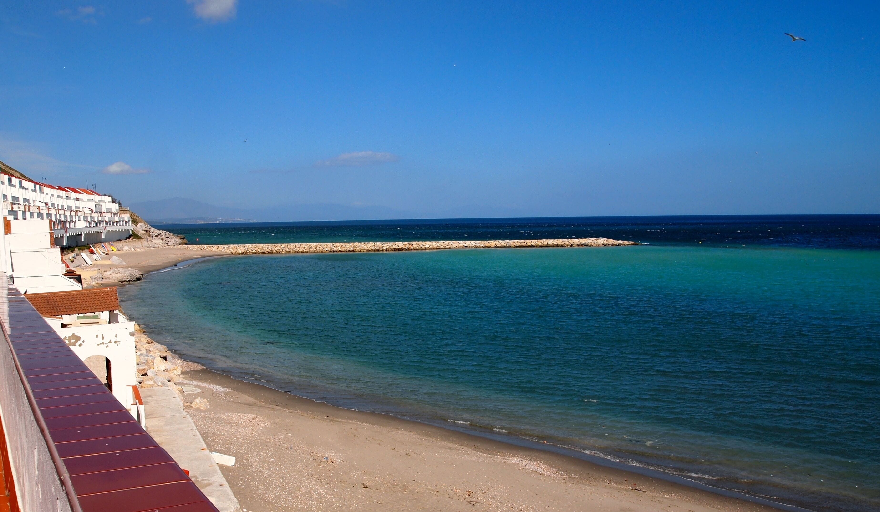 Relaxing Well Appointed Beachside Apartment