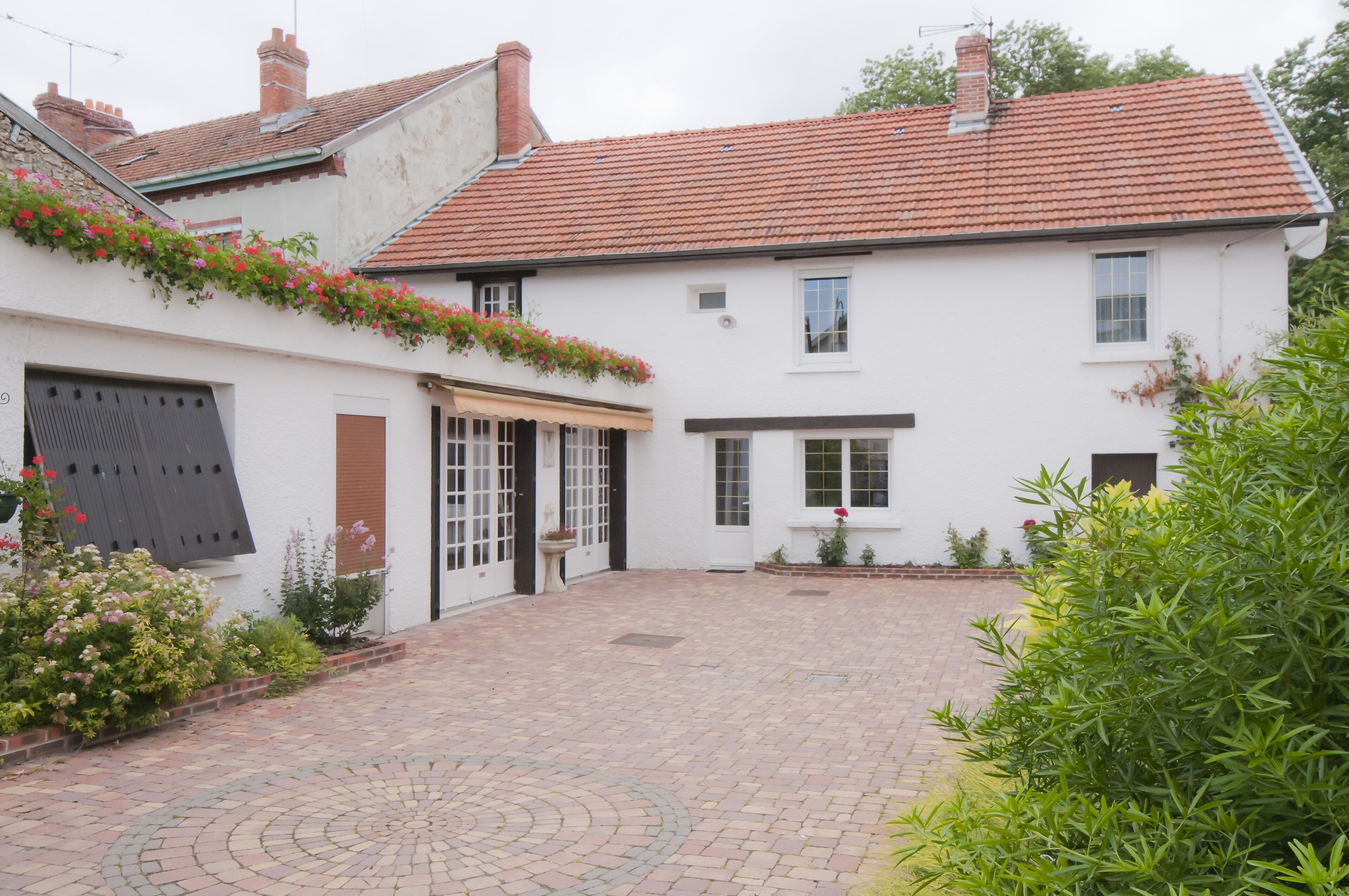 GITE MILLESIME ET UNE NUIT