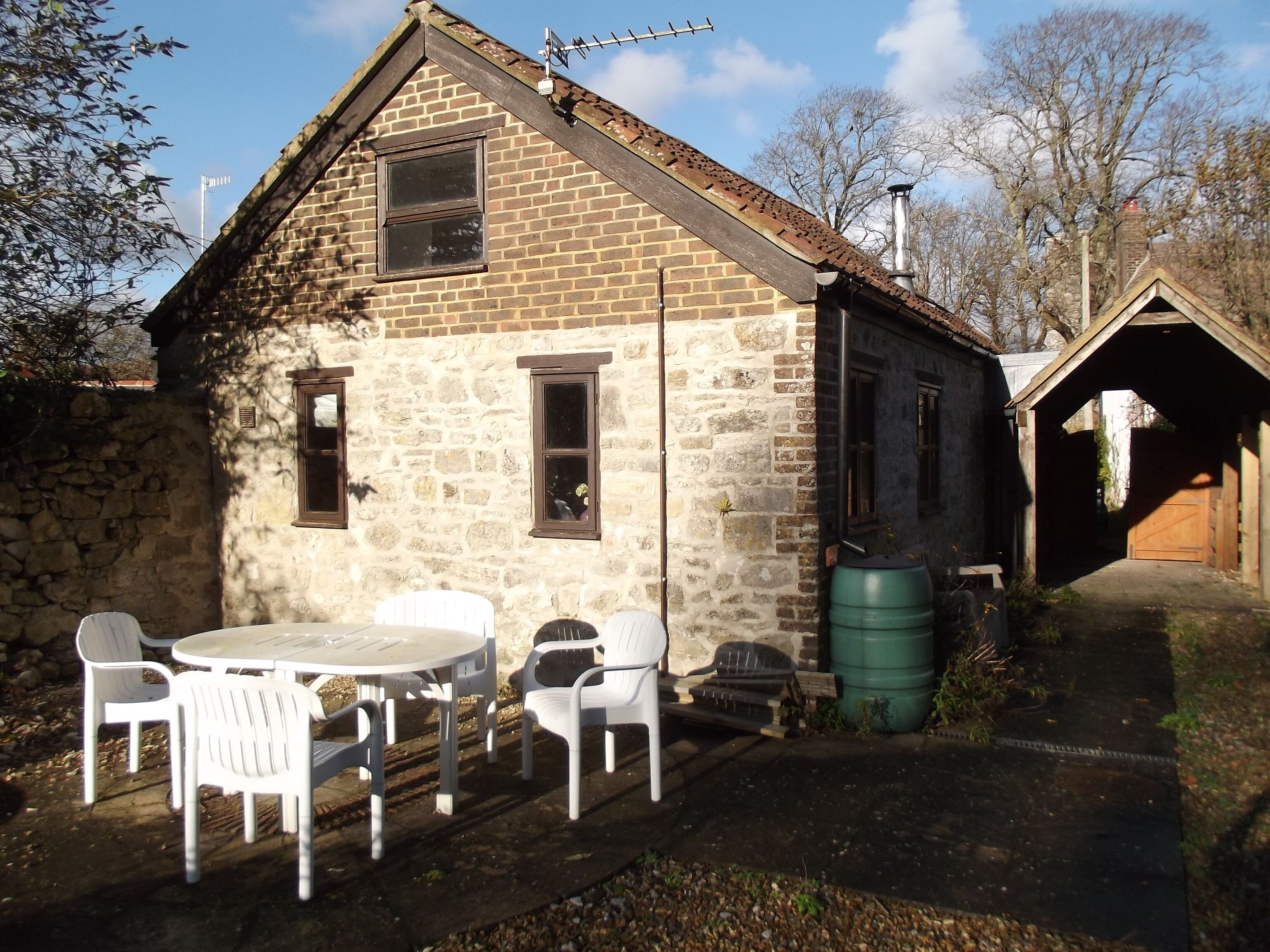 COMPACT STUDIO BARN CONVERSION