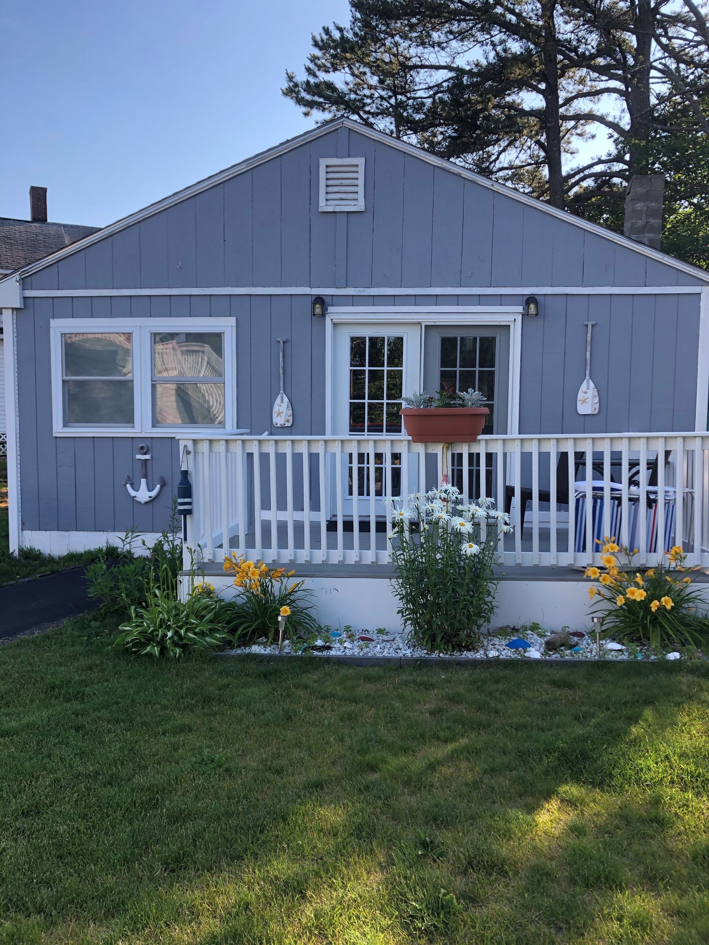Nautical Point Maine-75 Yards to the Beach