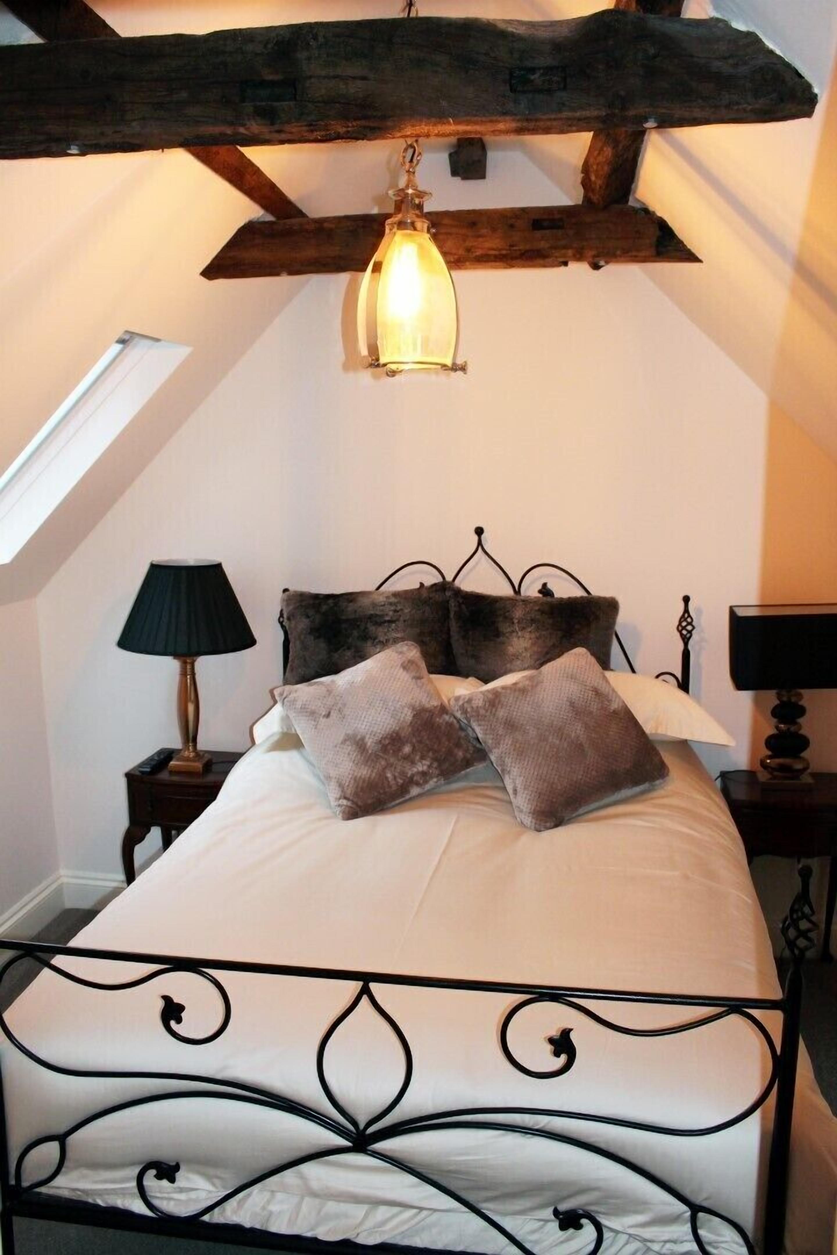 Spacious luxury apartment in the heart of town