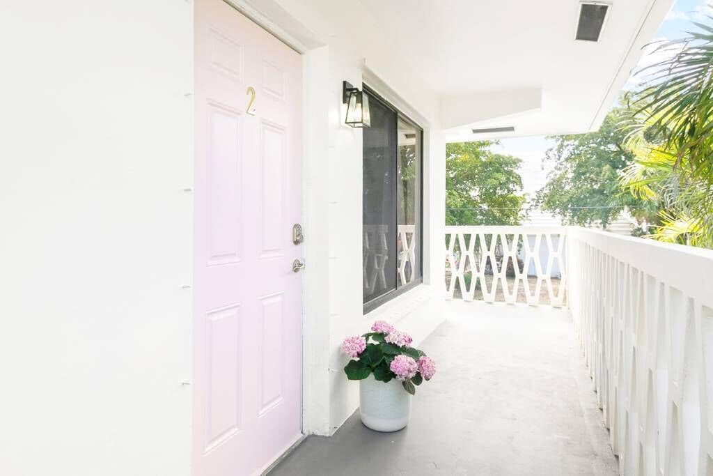 Beautiful, waterfront condo. 1 block to the beach! Perfect for work from home.