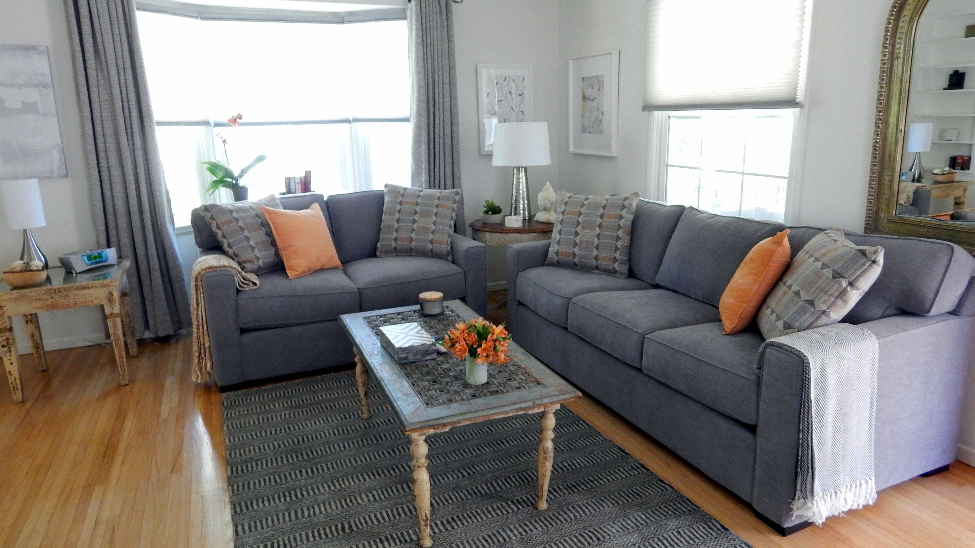 Valley Village romantic retreat close to Universal Studios & Studio City