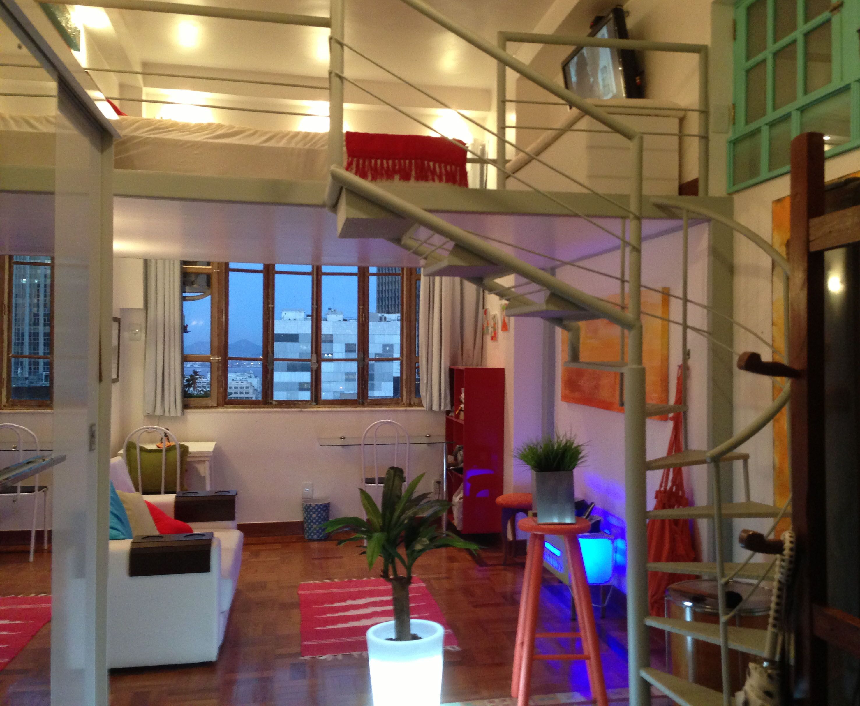 Beautiful Loft in the Cinelandia Metro, Wifi, cable TV and beautiful view.